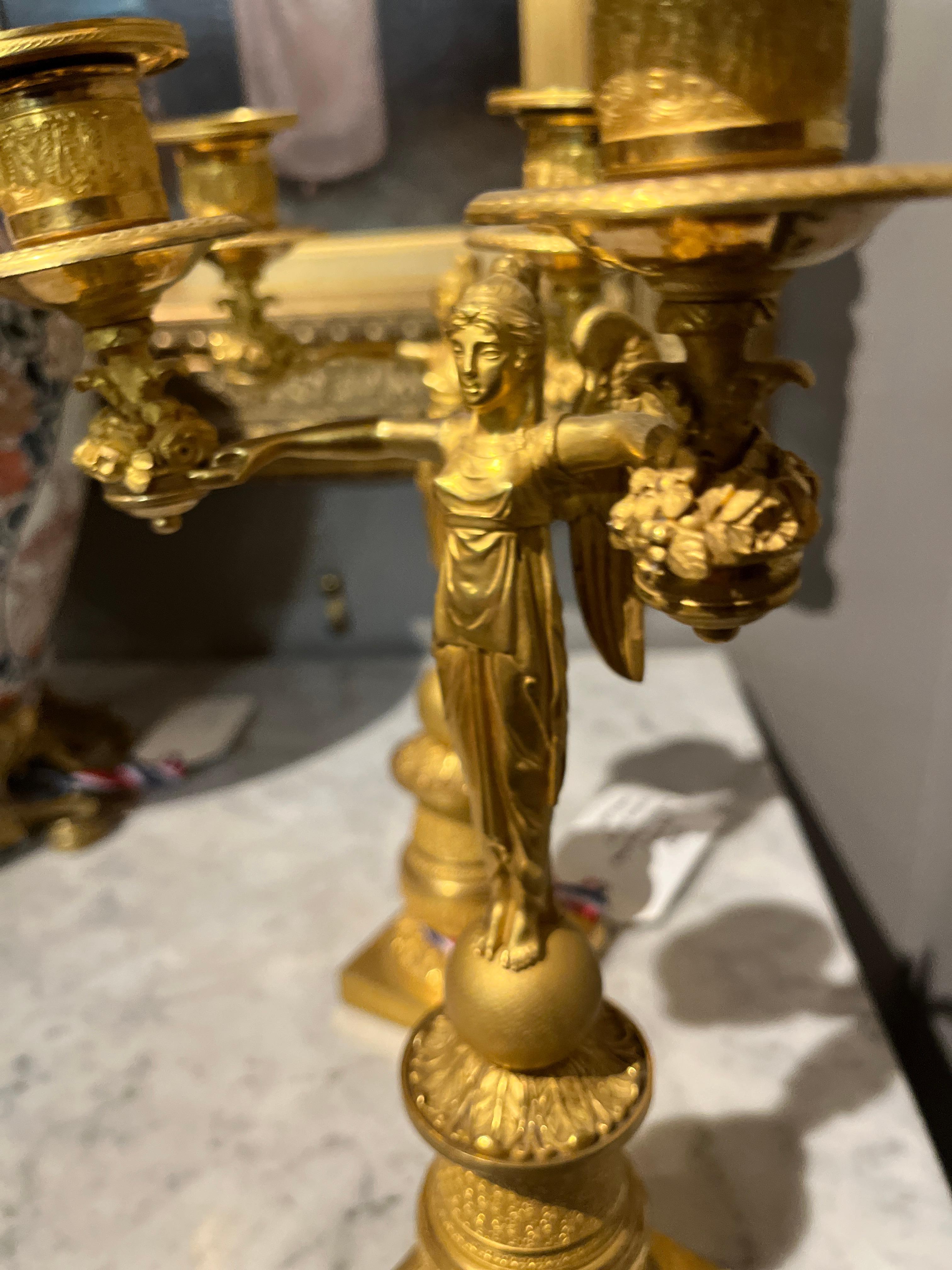 Bronze doré 18th Century French Louis XVI Pair of Ormolu Candelabra Palais Royal en vente