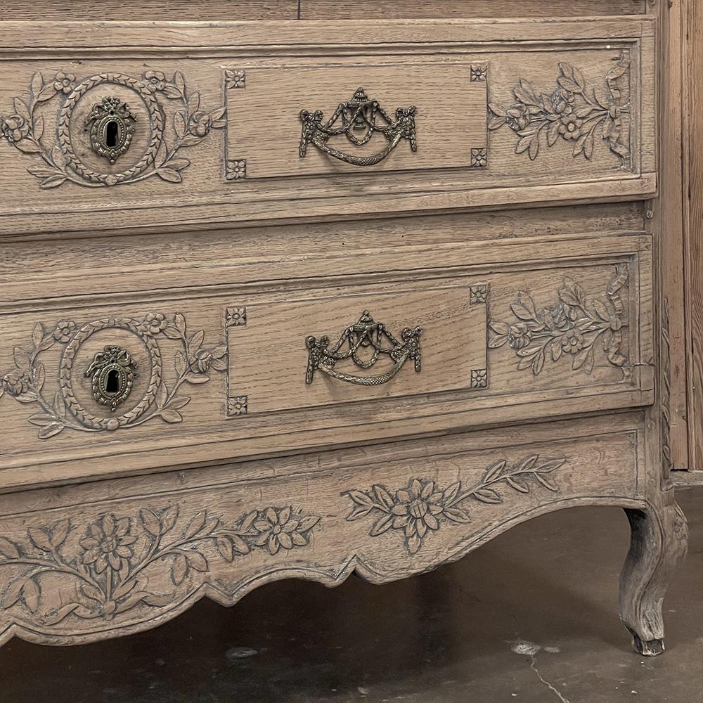 18th Century French Louis XVI Period Commode in Stripped Oak 8