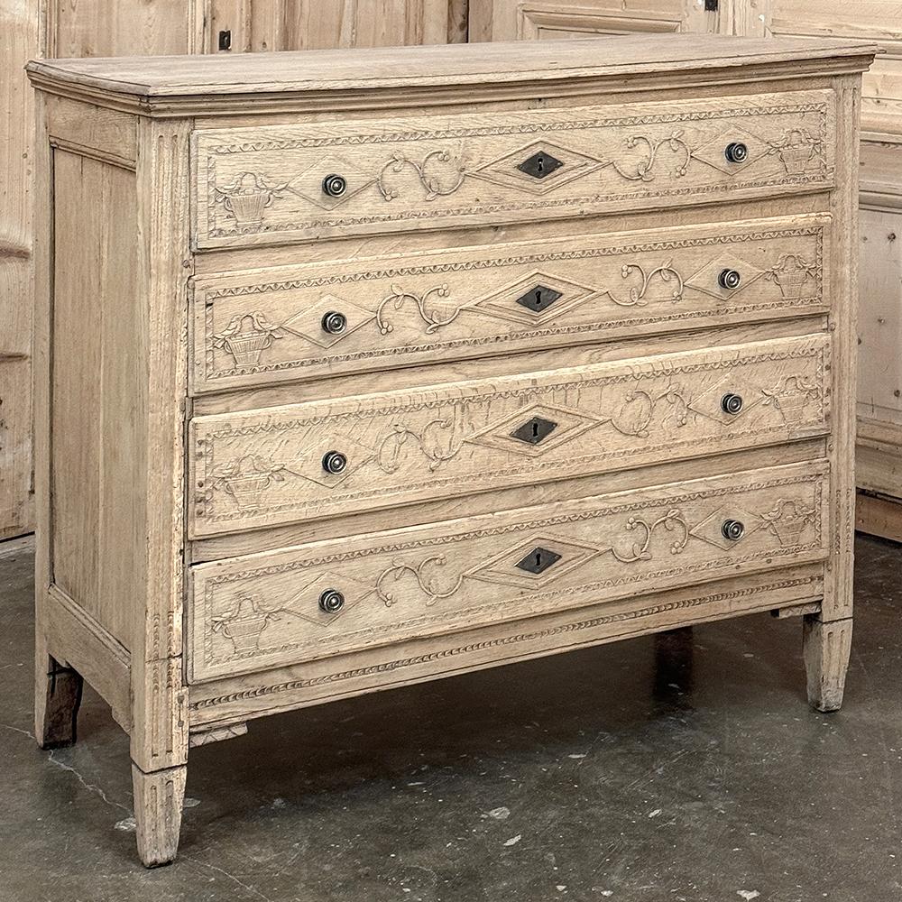 Francese Commode francese del XVIII secolo di epoca Luigi XVI in Oak scortecciato in vendita