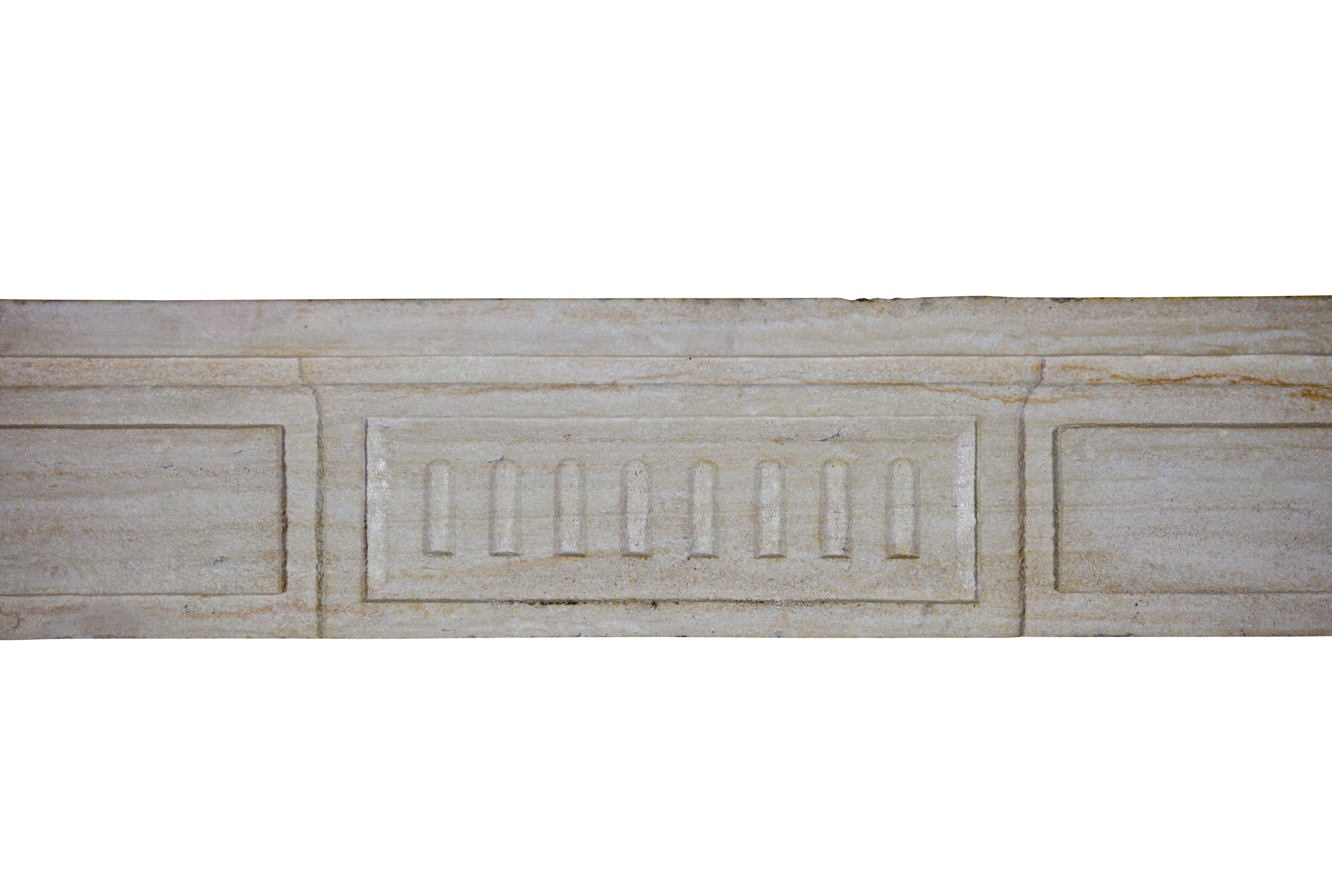 This original French limestone fireplace surround from the LXVI period underwent a serious restoration on the jambs. However it is very stylish with straight lines. It can be built with a smaller upper mantel piece.
Measures:
131 cm EW 51.57