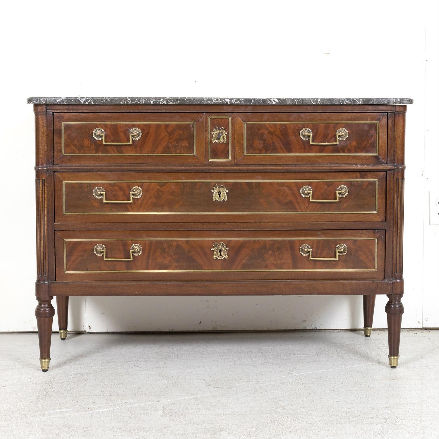 18th Century French Louis XVI Period Mahogany Commode with Saint Anne Marble Top In Good Condition For Sale In Birmingham, AL