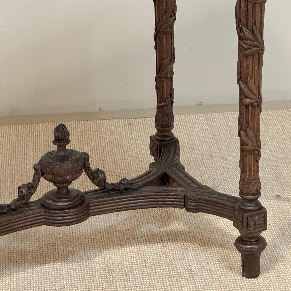 Table d'appoint d'époque Louis XVI du XVIIIe siècle, à plateau de marbre en vente 8