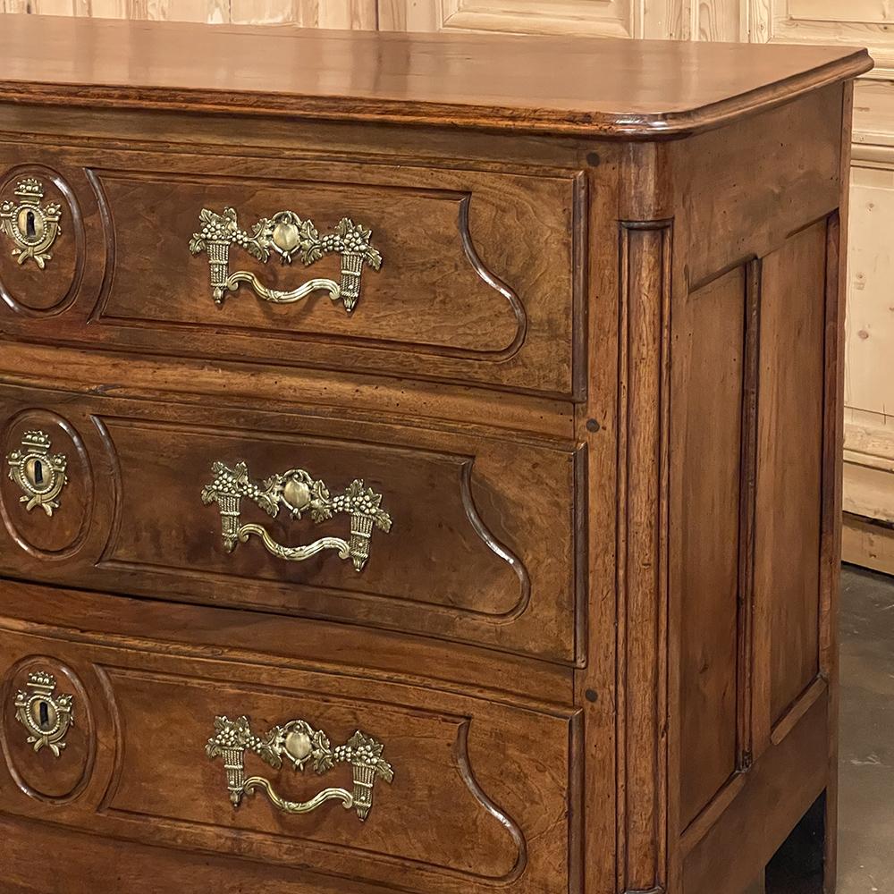 18th Century French Louis XVI Period Walnut Commode For Sale 6
