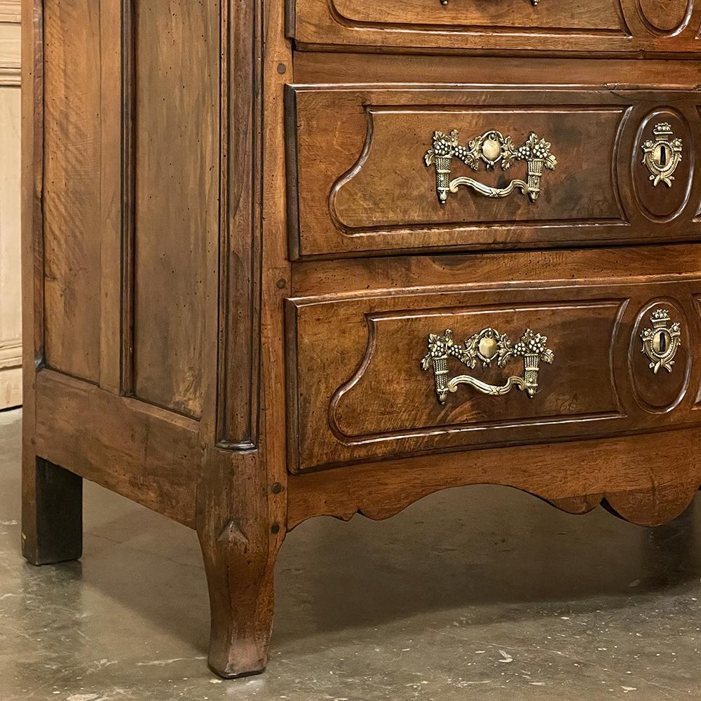 18th Century French Louis XVI Period Walnut Commode For Sale 3