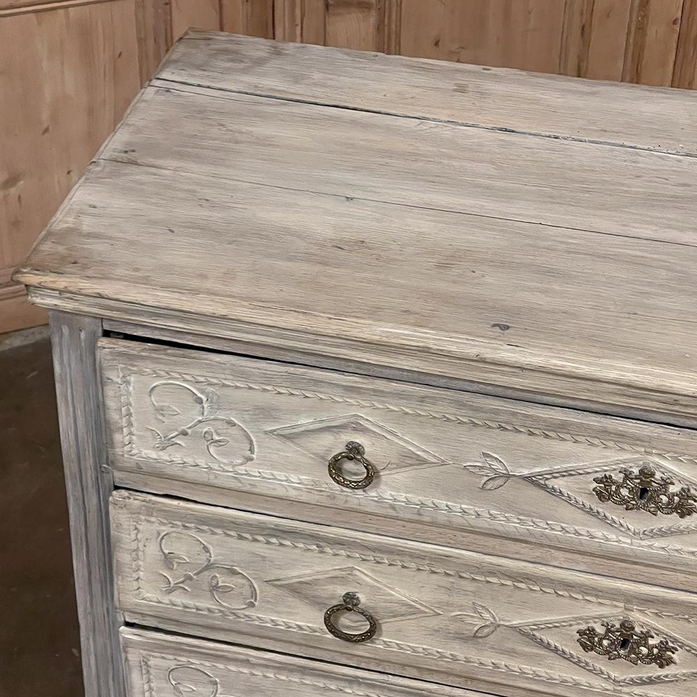 18th Century French Louis XVI Period Whitewashed Commode For Sale 8