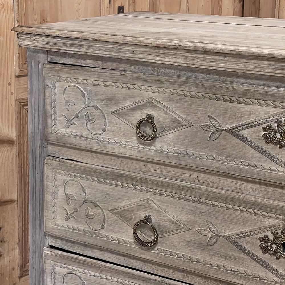 18th Century French Louis XVI Period Whitewashed Commode For Sale 11