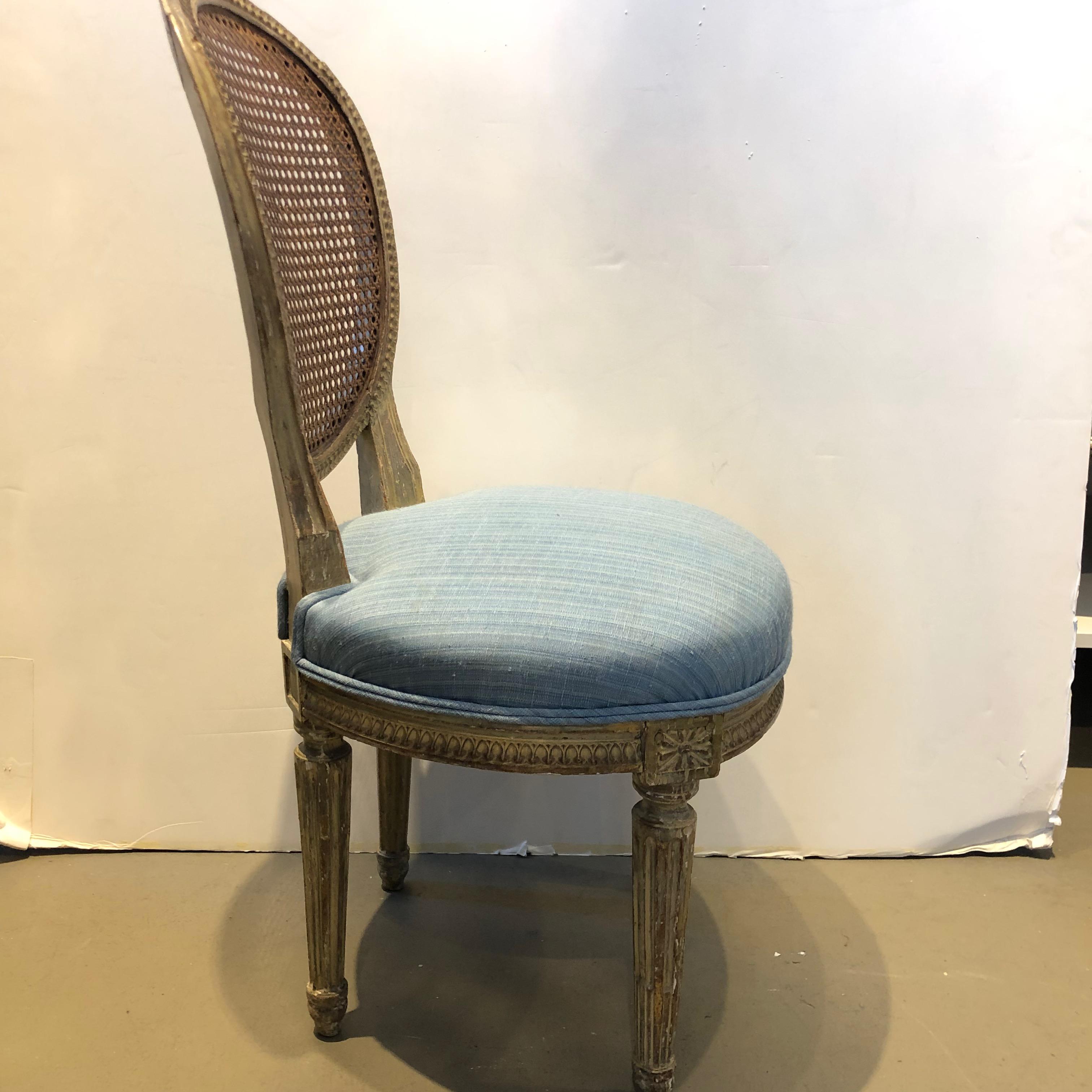 18th Century French Louis XVI Victorian Chair In Good Condition In Boston, MA
