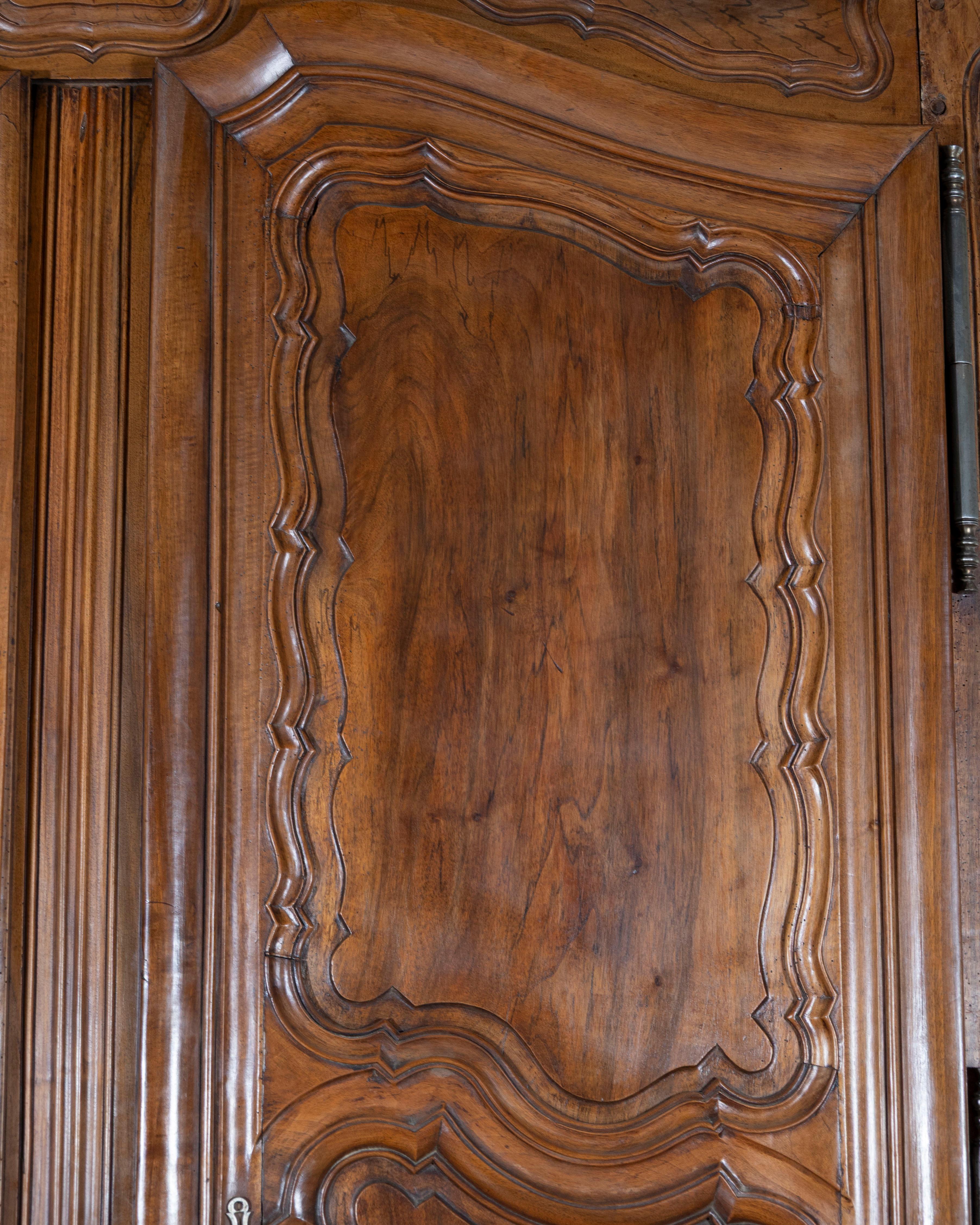 Polished 18th Century French Lyonnaise Walnut Armoire For Sale