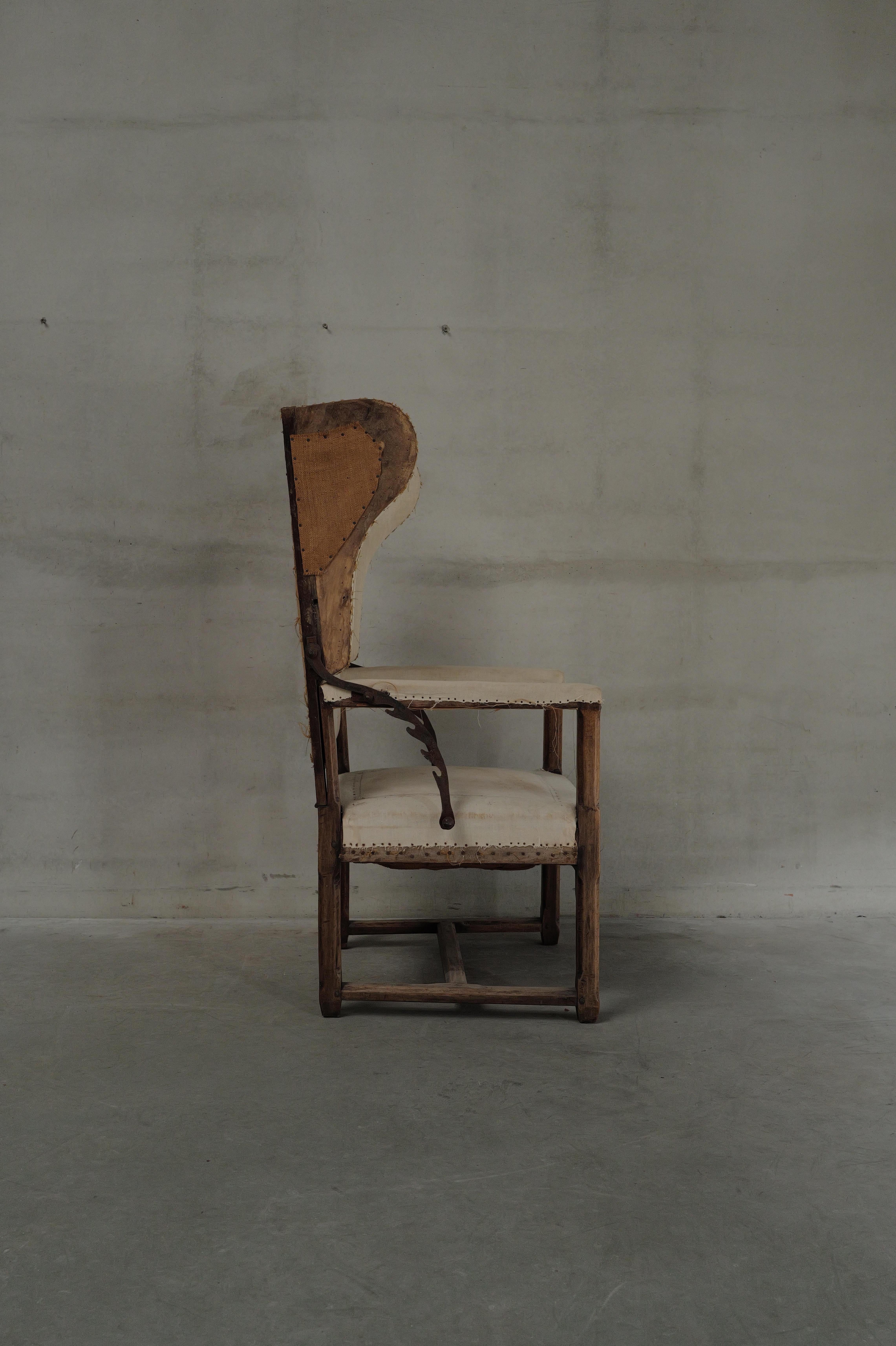 Neoclassical 18th Century French Malade Armchair For Sale