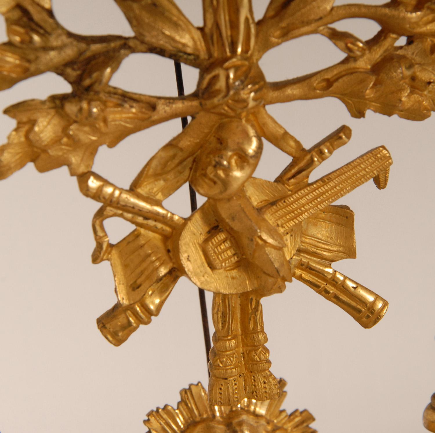Louis XVI 18th Century French Mantel Clock Pendulum White Marble Ormolu Gold Gilded Bronze