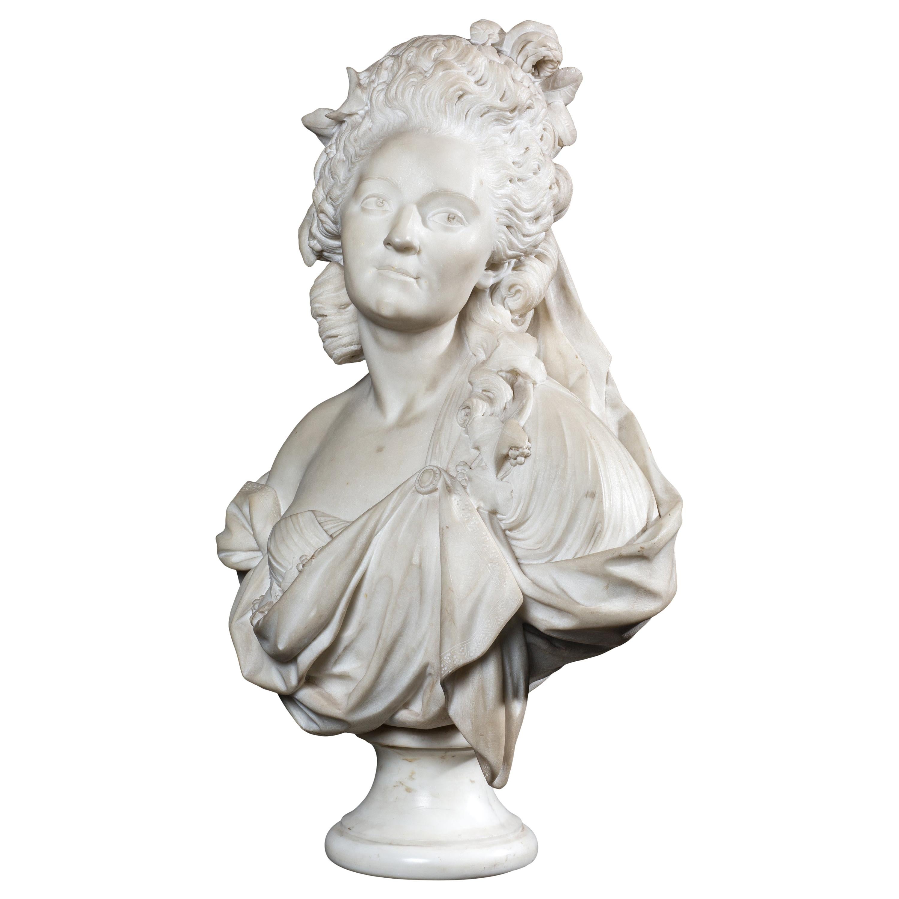 Buste de danseuse Marie-Madeleine Guimard, sculpture française en marbre du 18ème siècle en vente