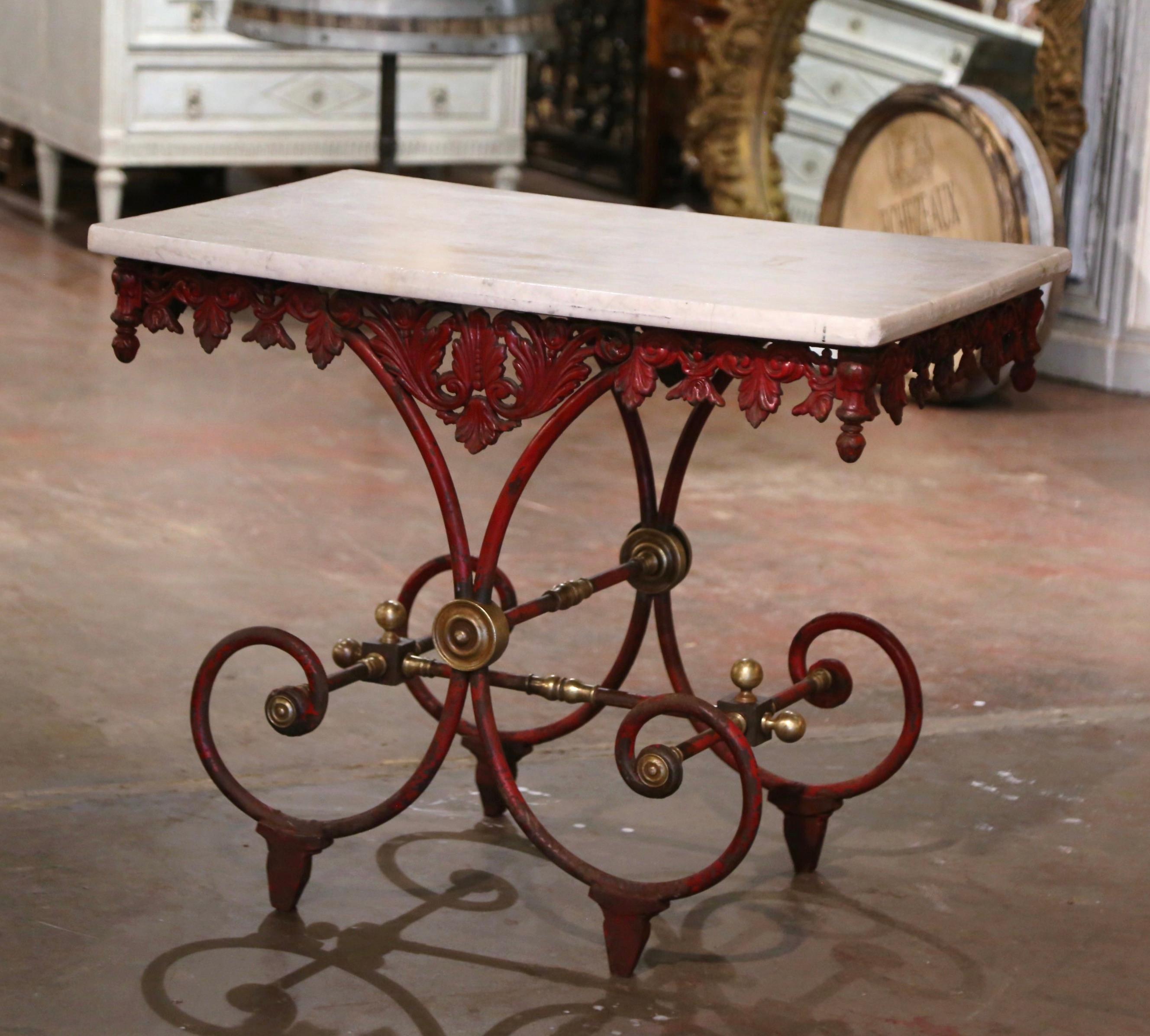 18th Century French Marble Top Red Painted Iron Pastry Table with Bronze Mounts For Sale 1
