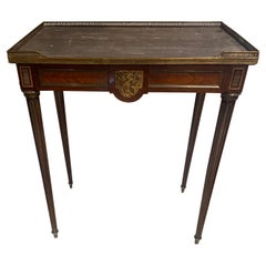 Mesa auxiliar neoclásica francesa del siglo XVIII