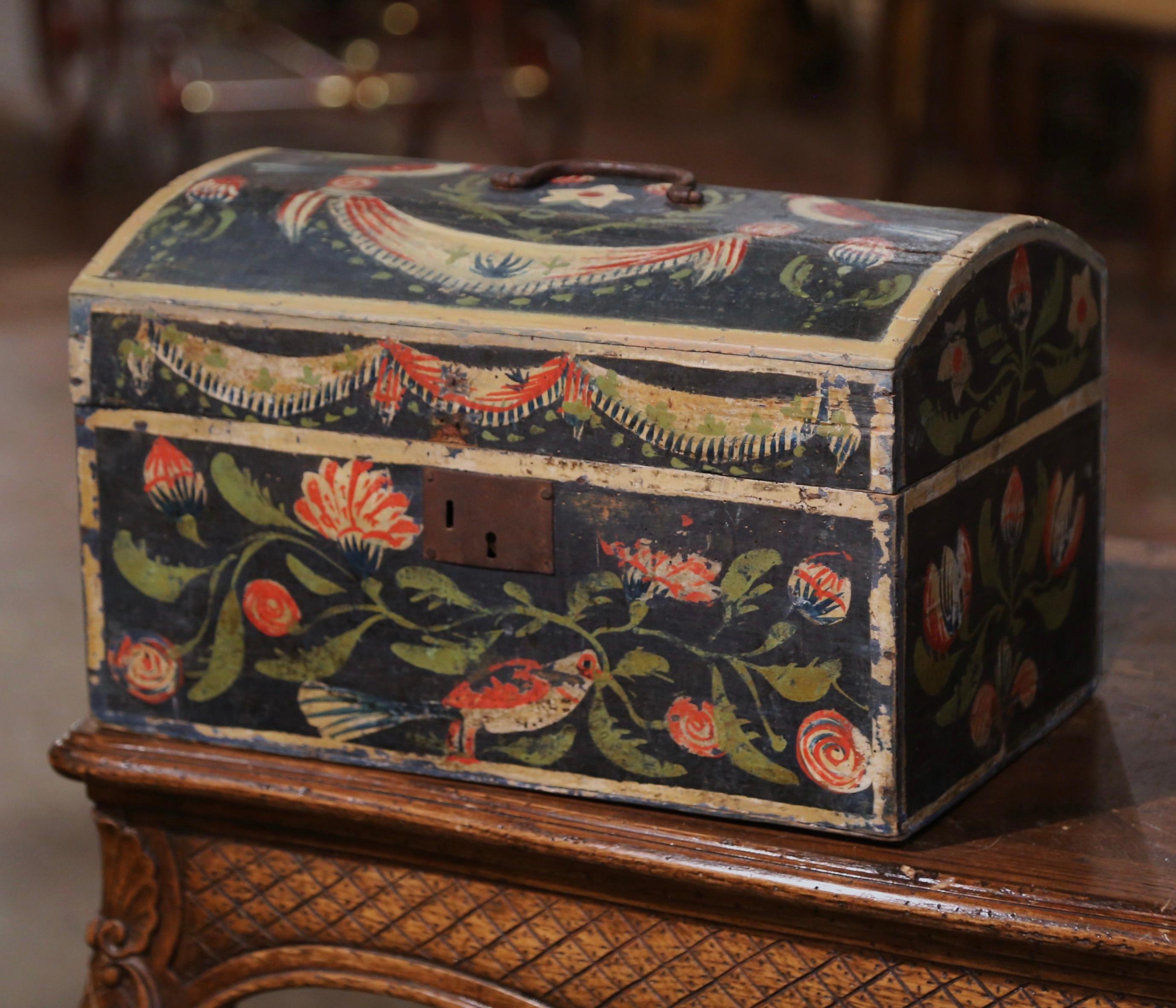 18th Century French Normand Painted Wedding Box with Bird and Floral Motifs In Excellent Condition In Dallas, TX