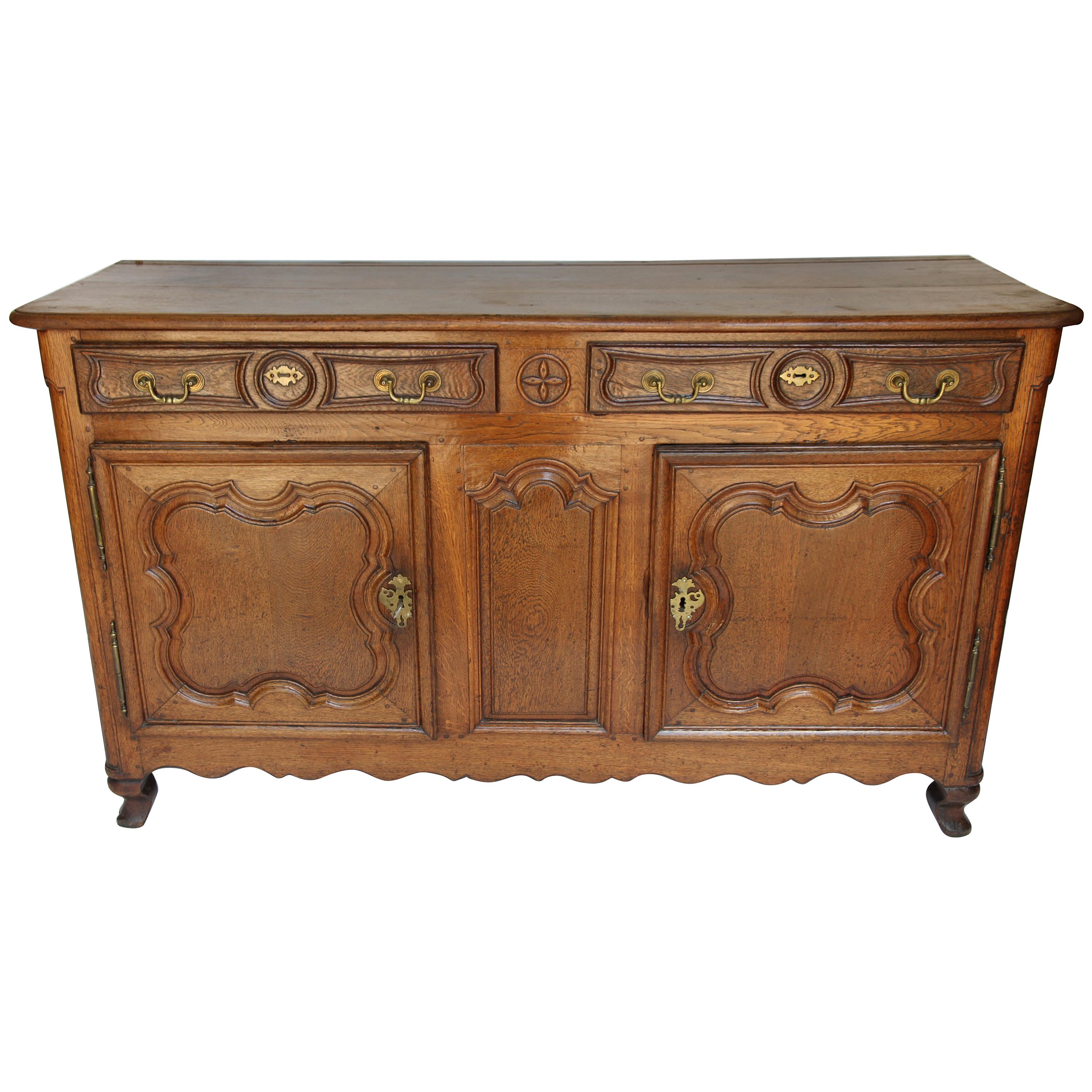 18th Century French Oak Buffet For Sale
