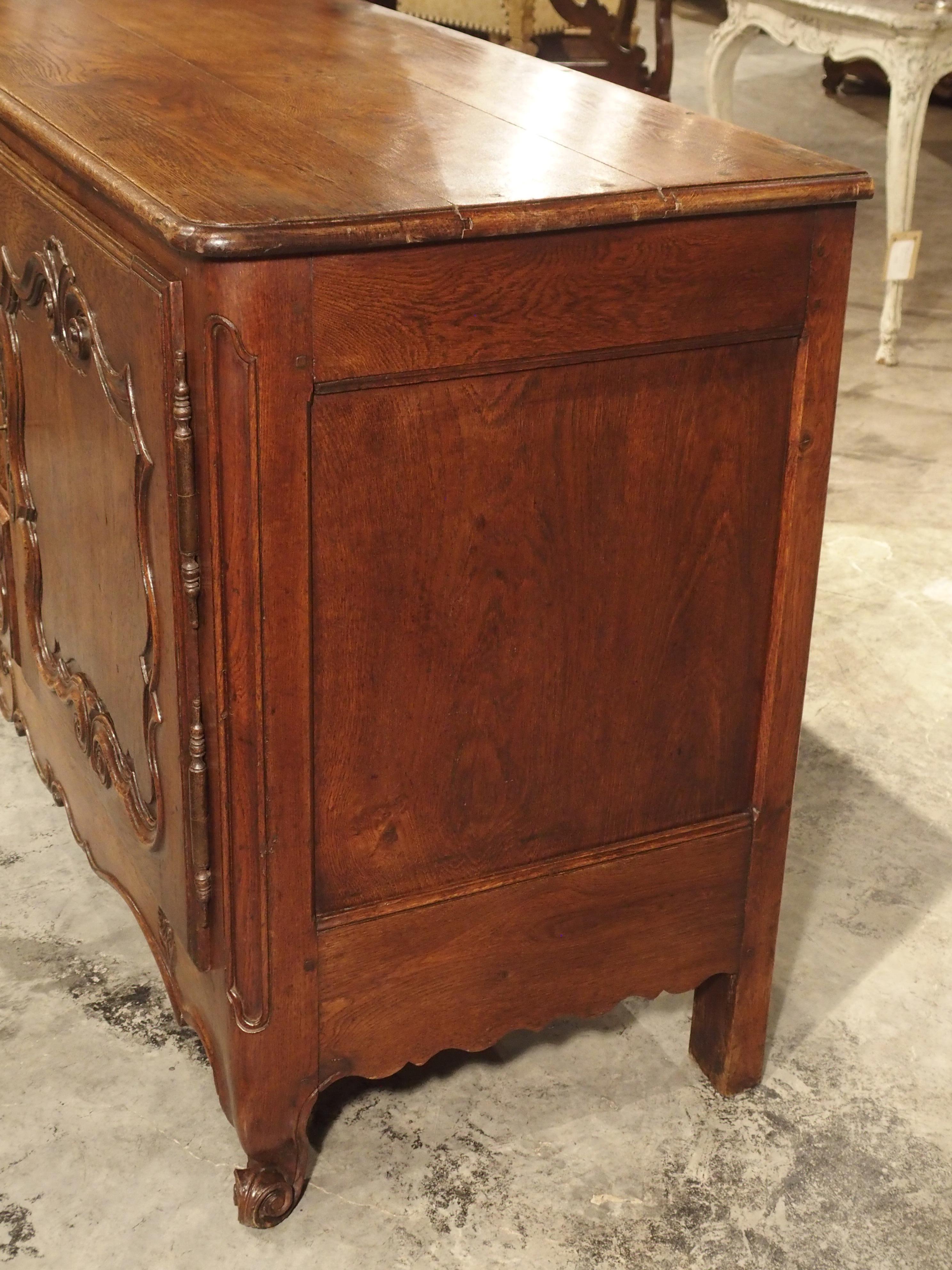 18th Century French Oak Buffet with Center Drawers from Lorraine 12