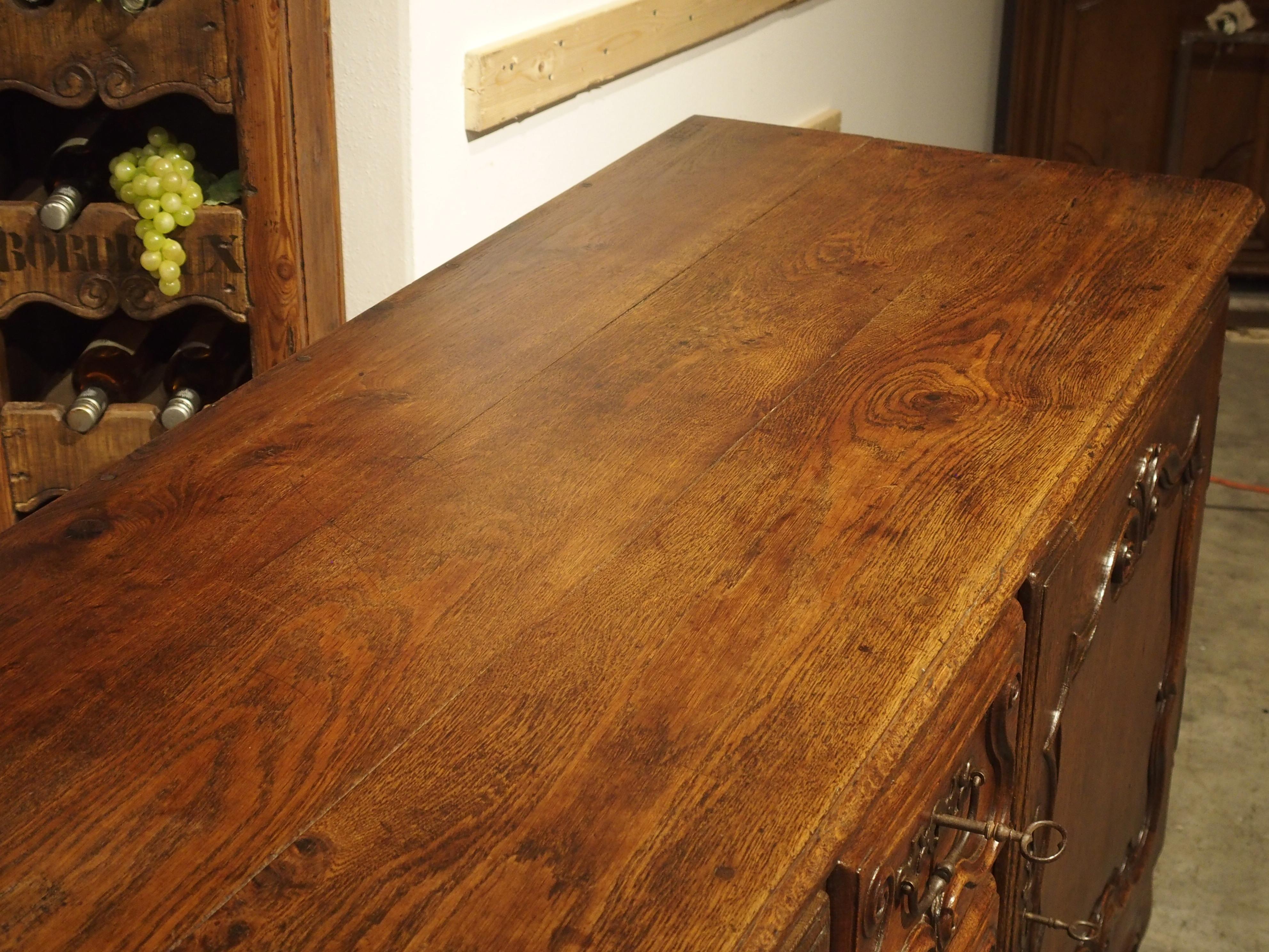 18th Century French Oak Buffet with Center Drawers from Lorraine 1