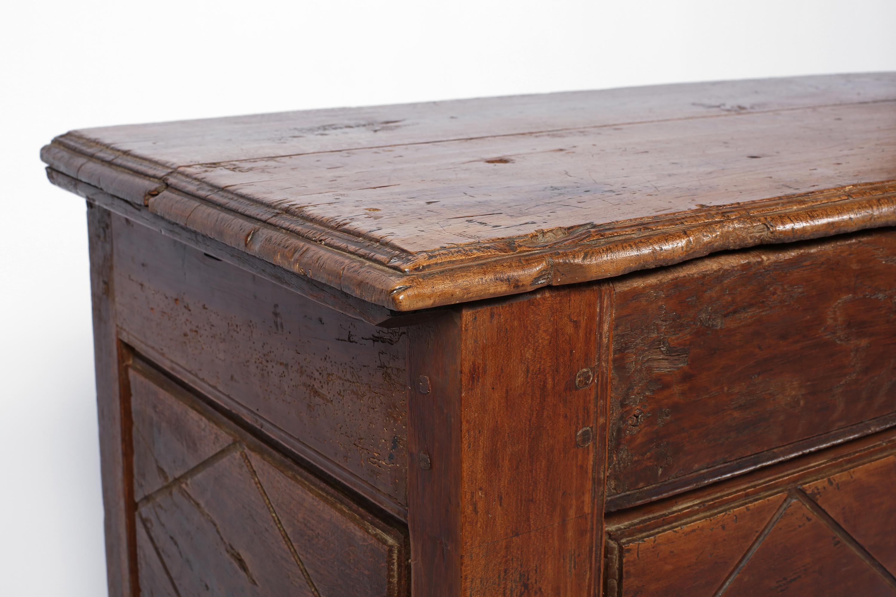 18th Century French Oak Coffer Blanket Box Chest from Aubusson For Sale 4