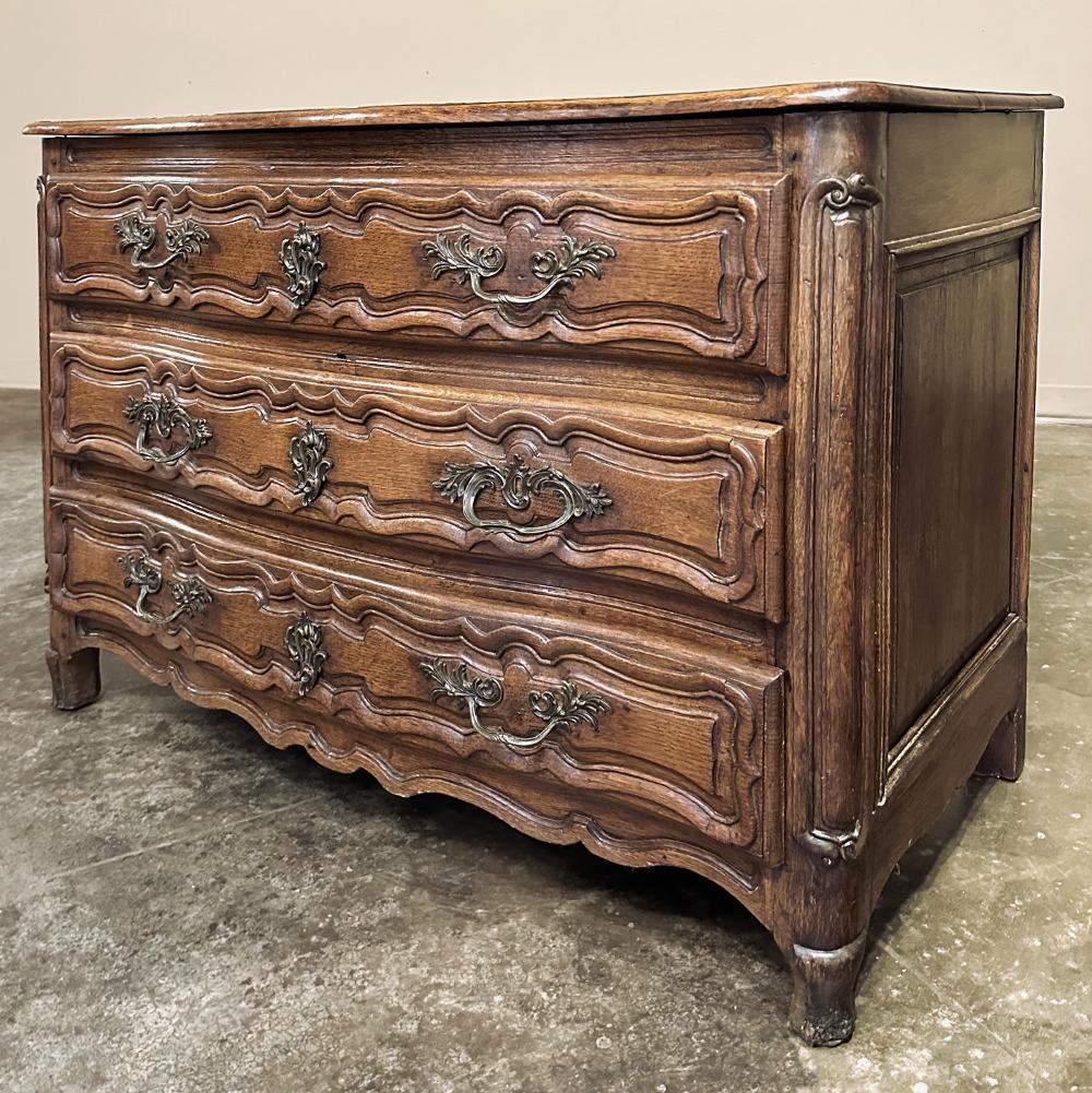 18th Century French Oak Commode For Sale 5