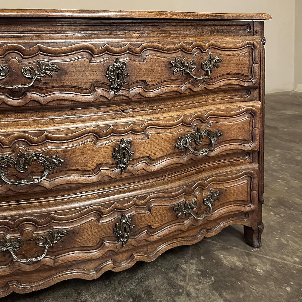18th Century French Oak Commode For Sale 3