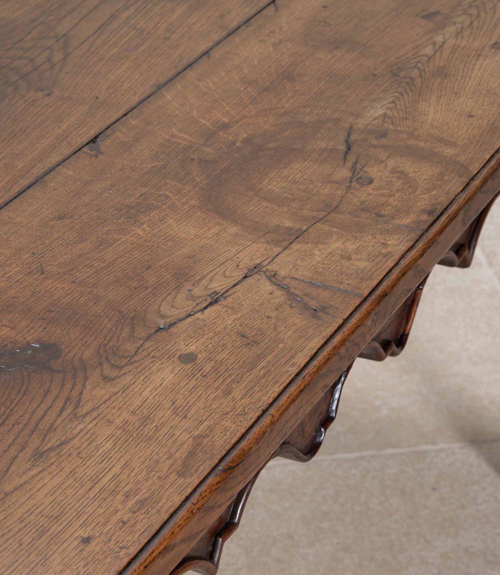 18th Century French Oak Console Table In Good Condition For Sale In Gloucestershire, GB