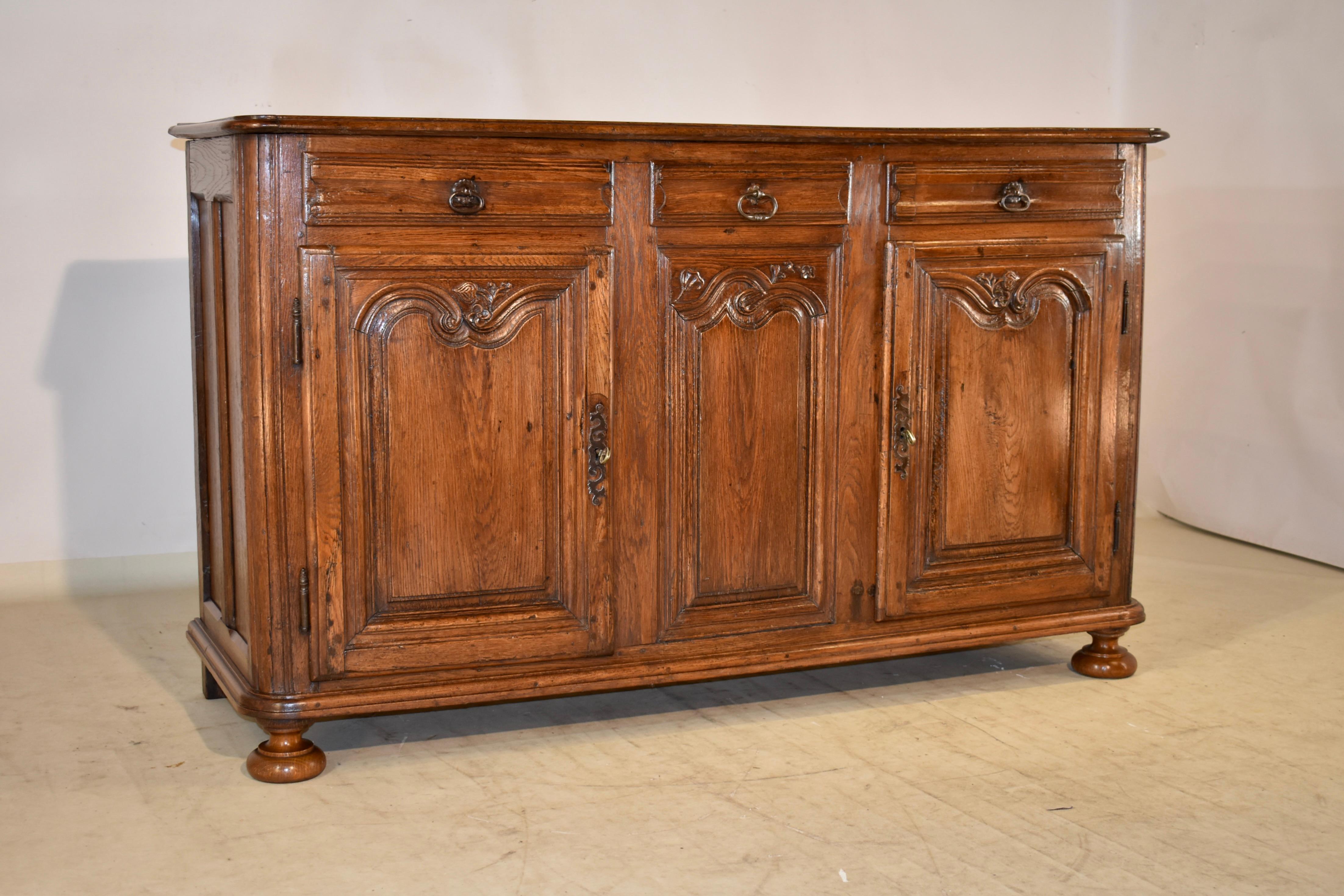 18th Century French Oak Enfilade In Good Condition For Sale In High Point, NC
