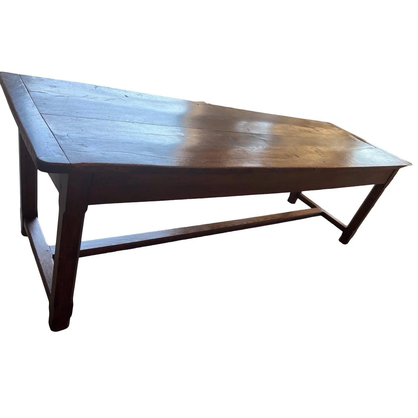 Mesa de granja / mesa de comedor francesa de roble del siglo XVIII Rústico en venta