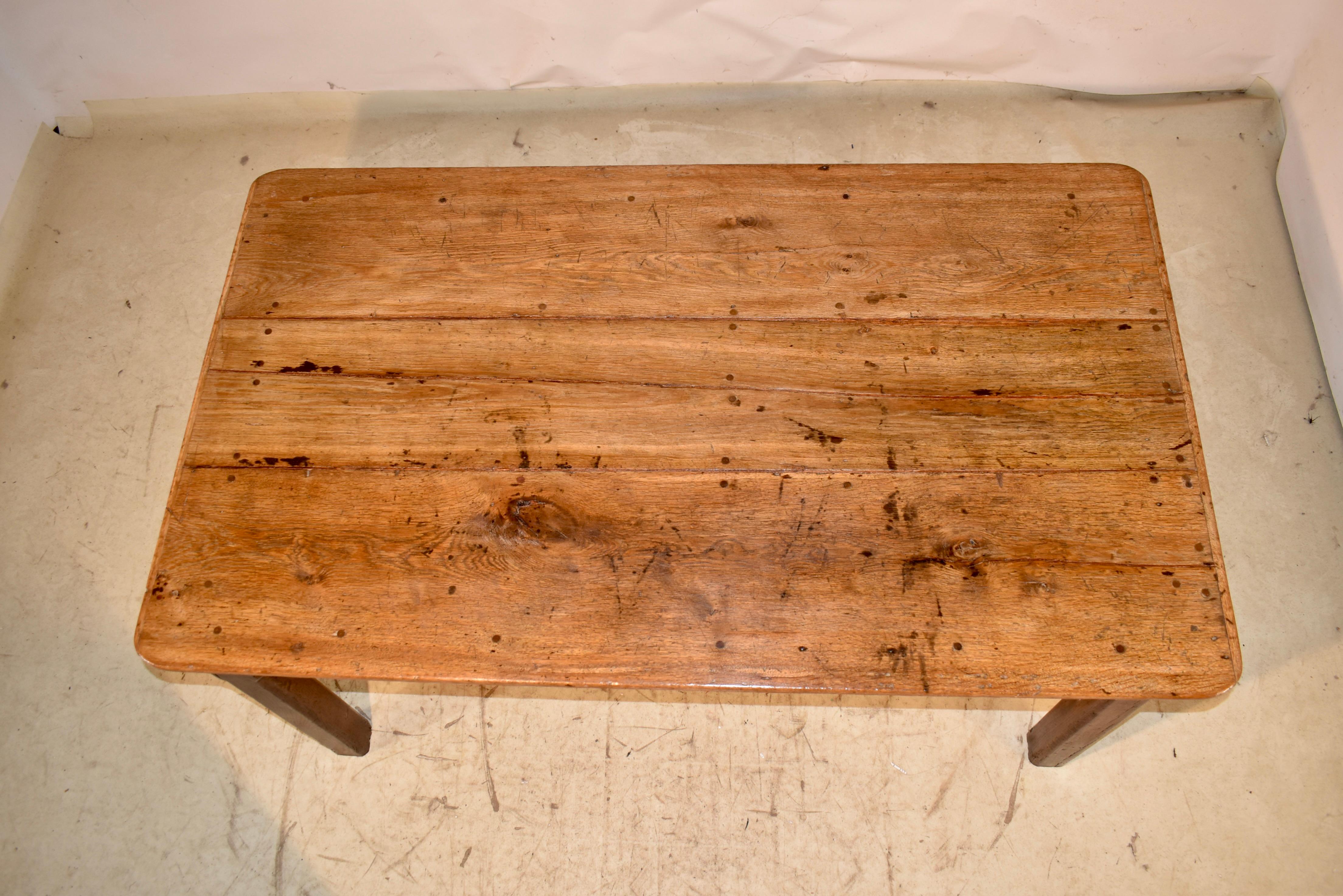 Table de ferme en Oak français du 18e siècle en vente 1