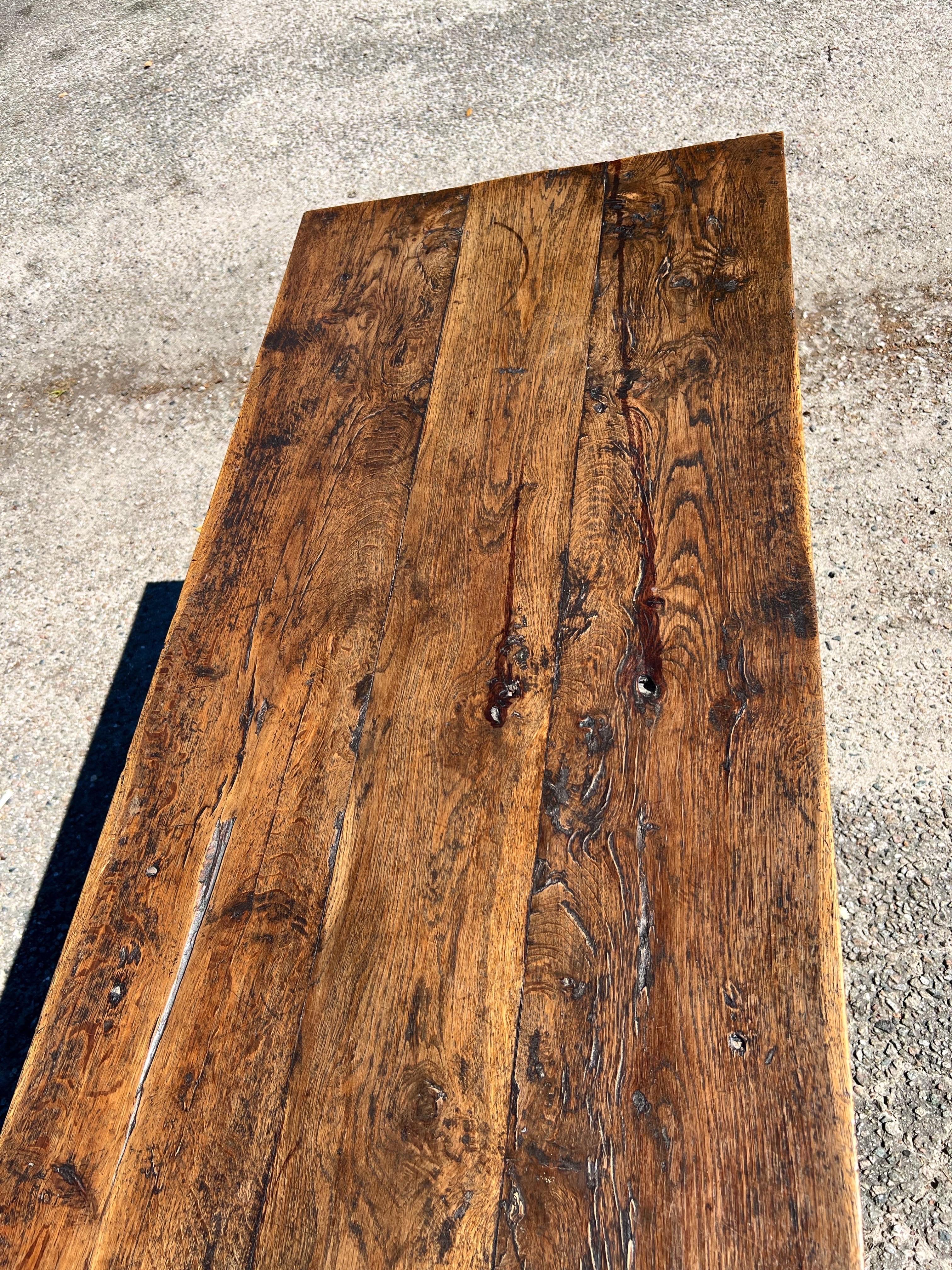 Table de ferme en chêne français du 18e siècle Bon état - En vente à Charleston, SC