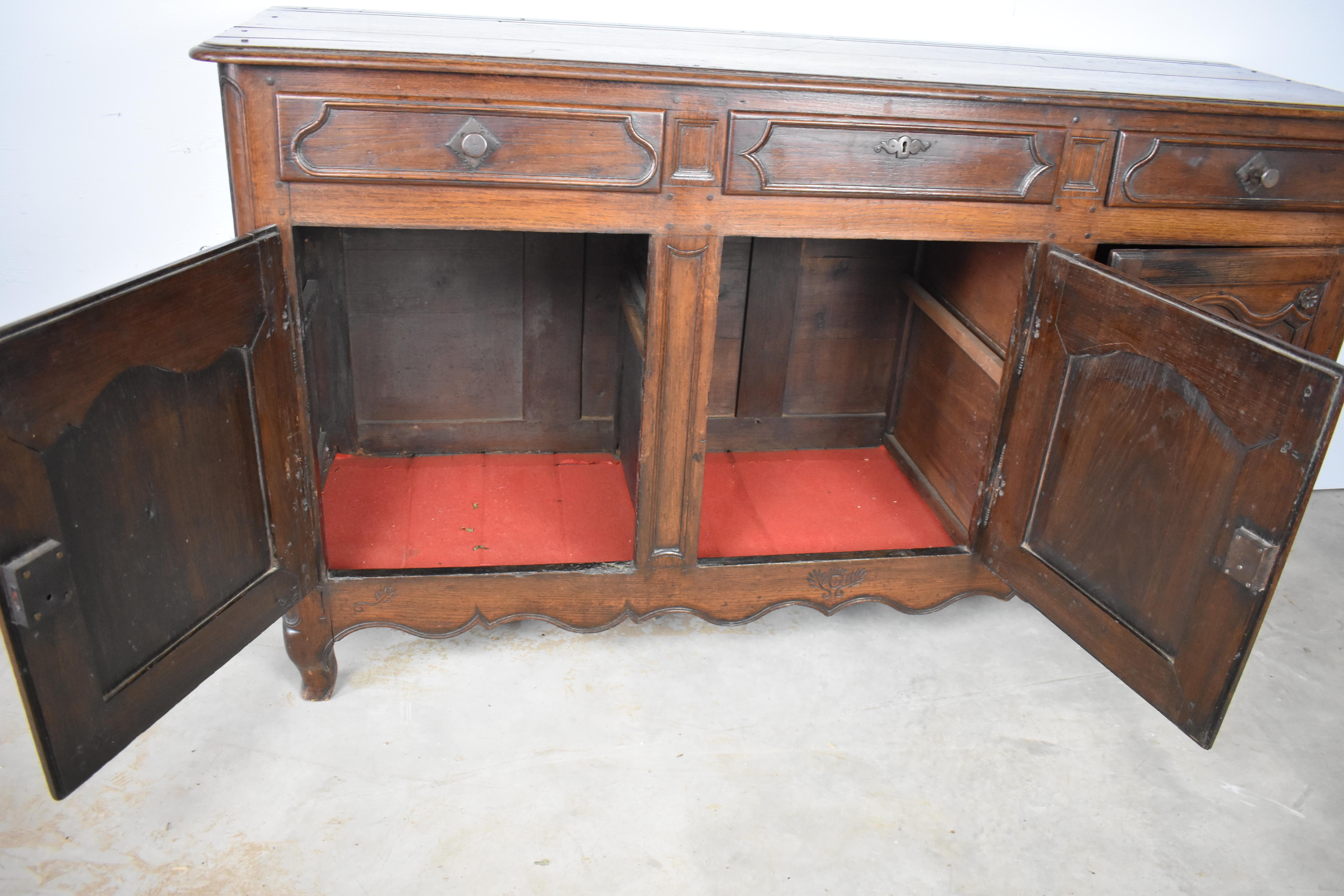 18th Century French Oak Louis XV Buffet/Enfilade 5