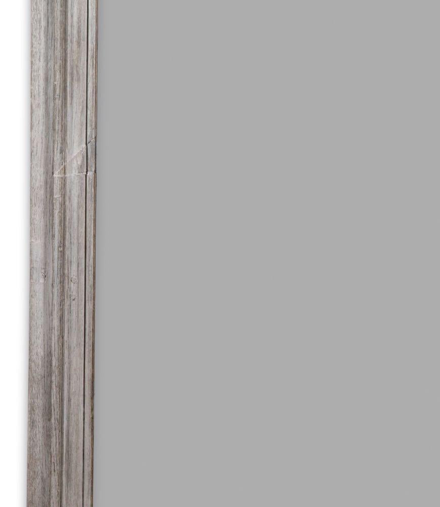 Sculpté Miroir Trumeau français du 18ème siècle à panneaux de chêne en vente