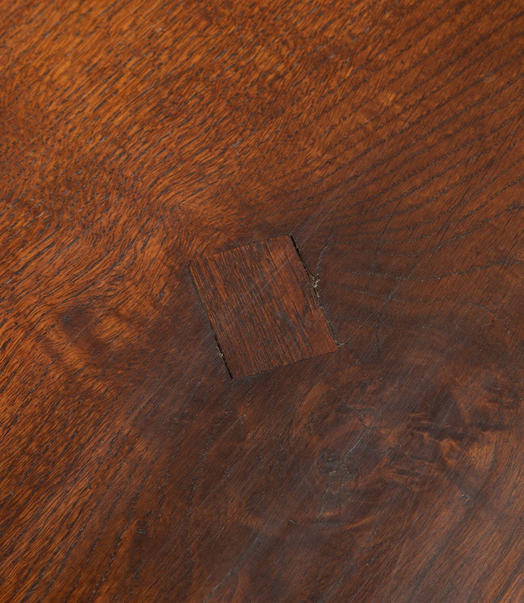 18th Century French Oak Serving Table For Sale 5