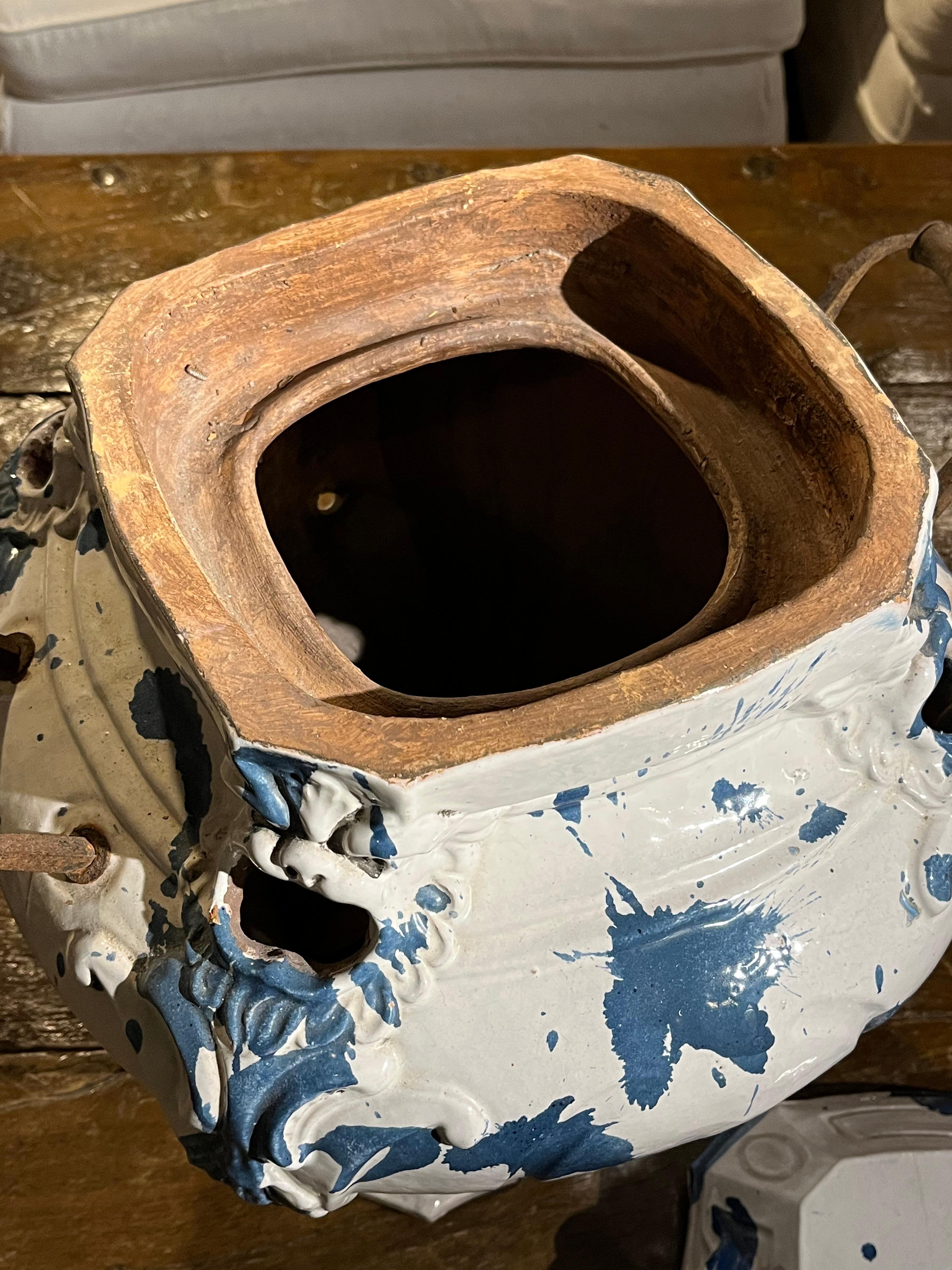 18th Century, French or Italian, Faience Brasero Stove For Sale 7