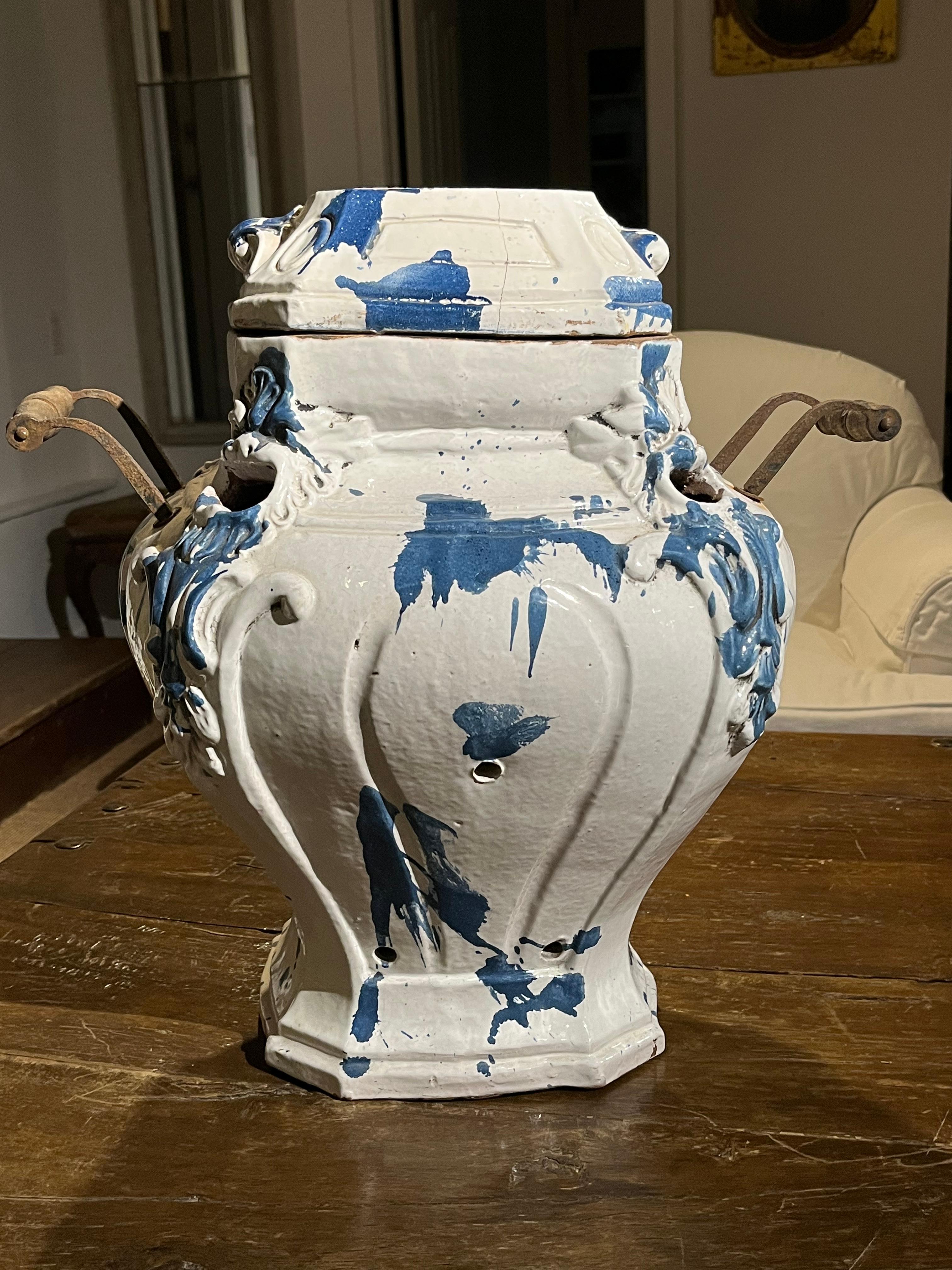 18th Century, French or Italian, Faience Brasero Stove For Sale 5