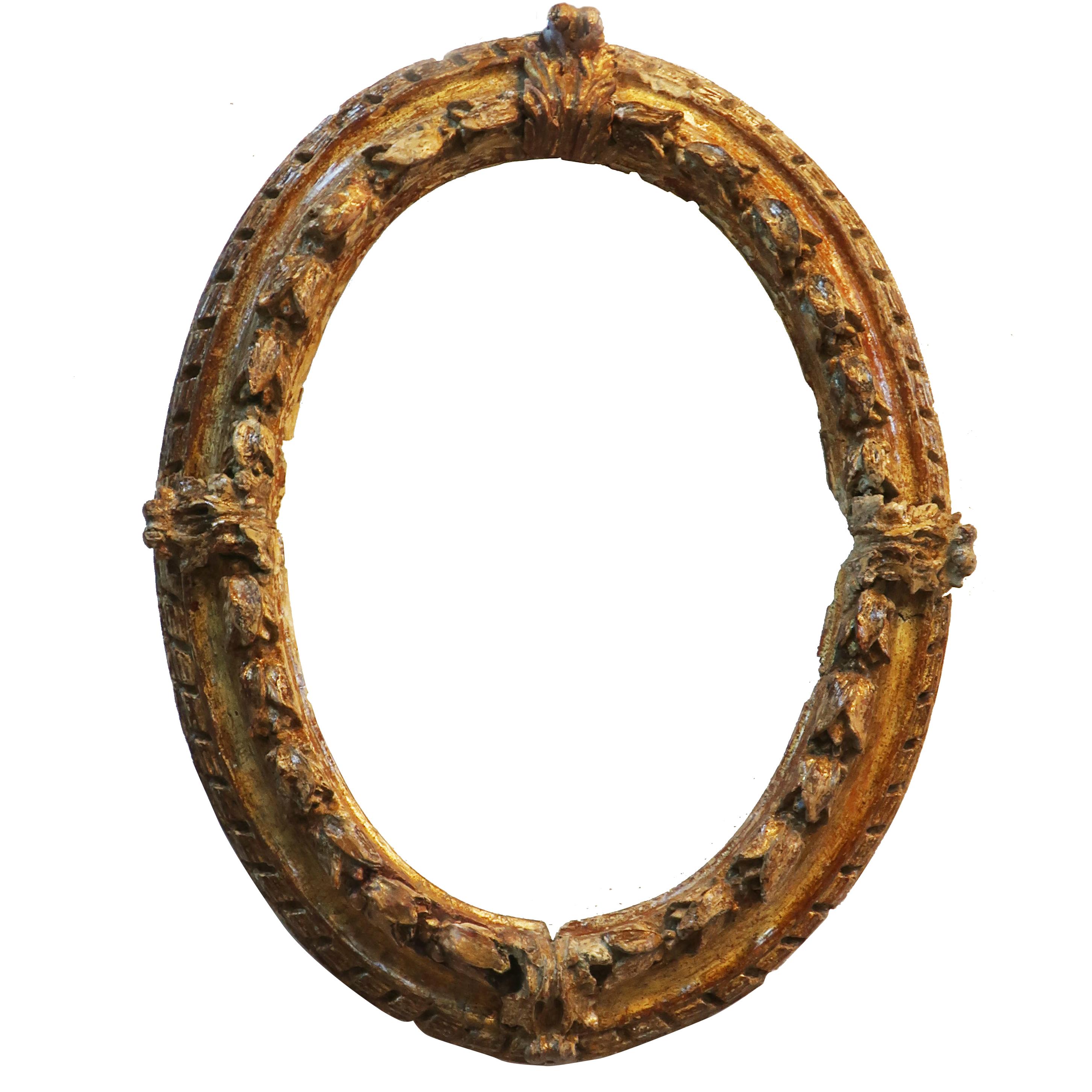 18th Century French Oval Frame in Gilded Wood For Sale