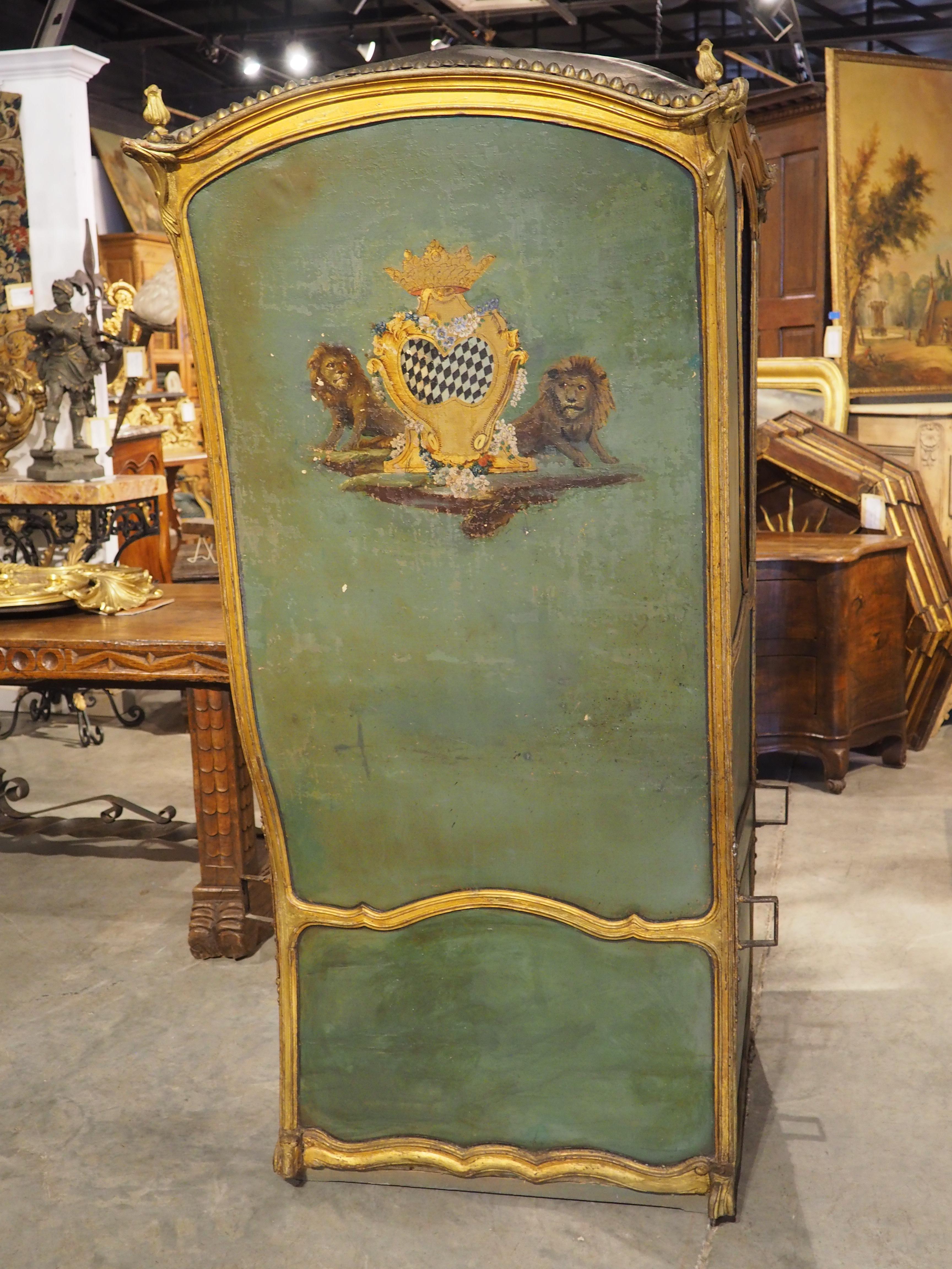18th Century French Painted and Gilded Chaise à Porteurs, Sedan Chair 6