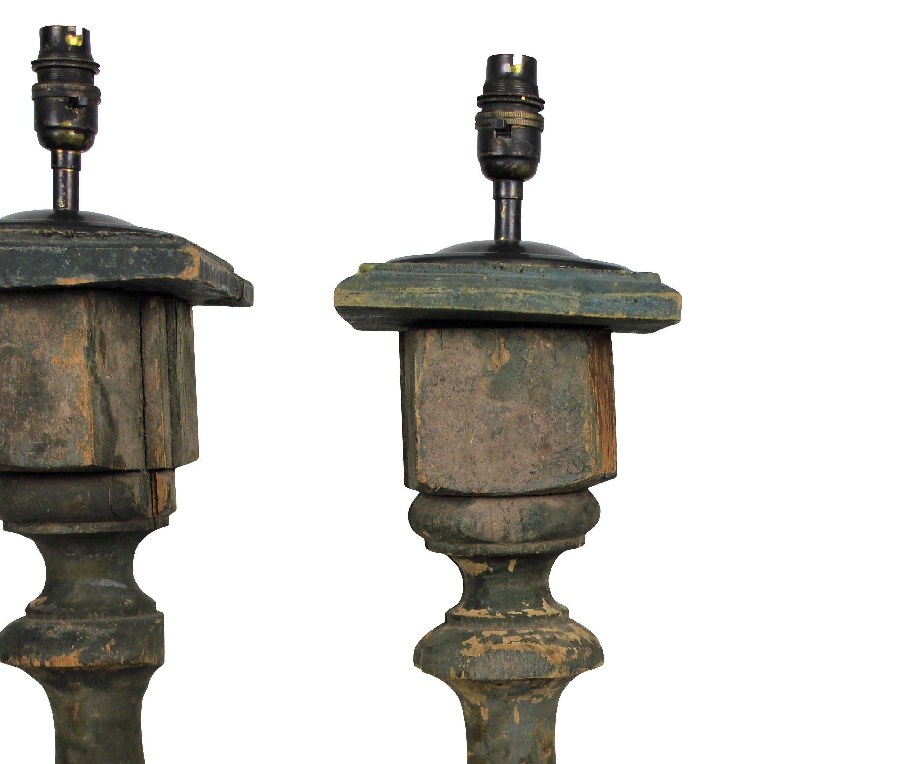 18th Century French Painted Balustrades as Lamps In Distressed Condition In London, GB