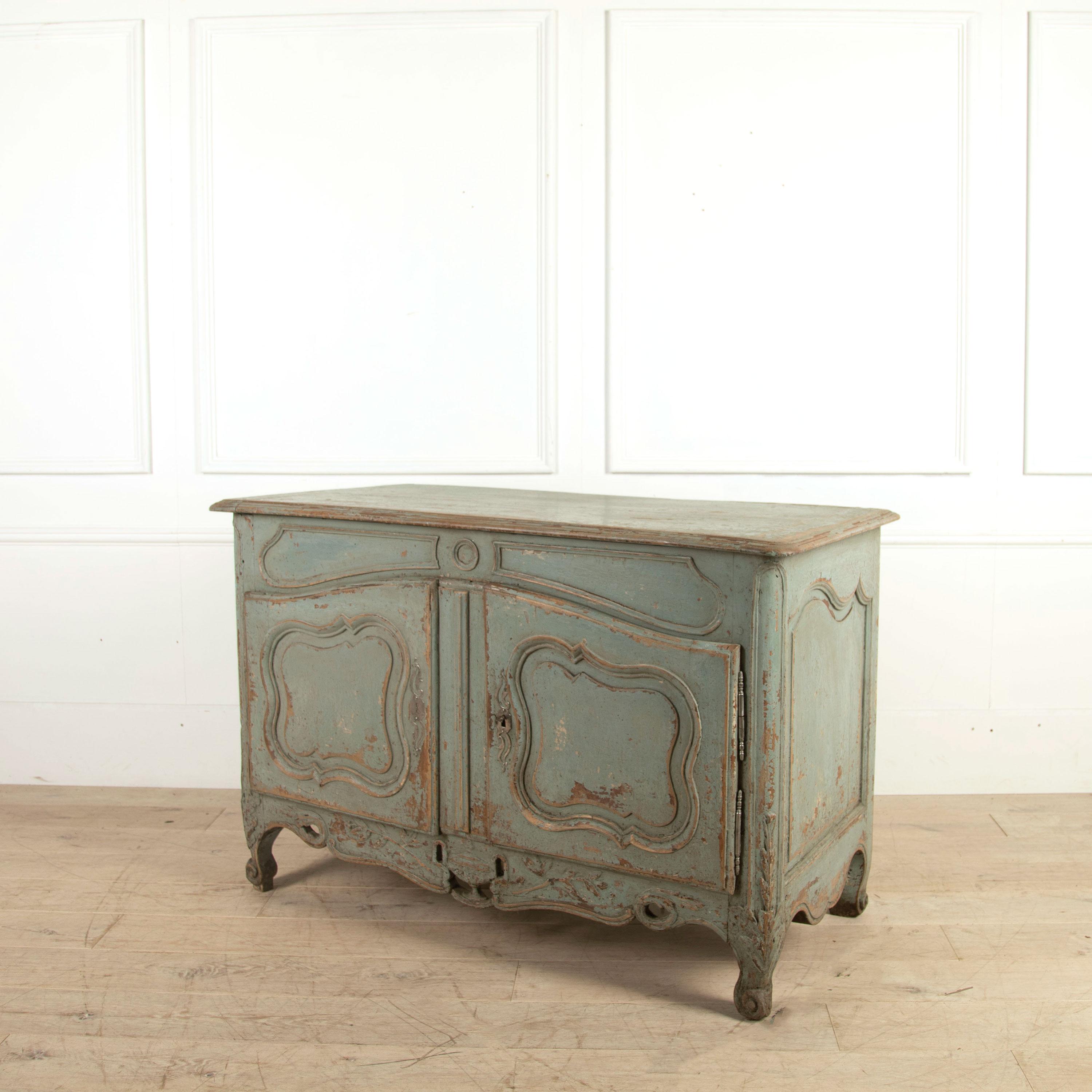 18th Century French Painted Buffet In Good Condition In Gloucestershire, GB