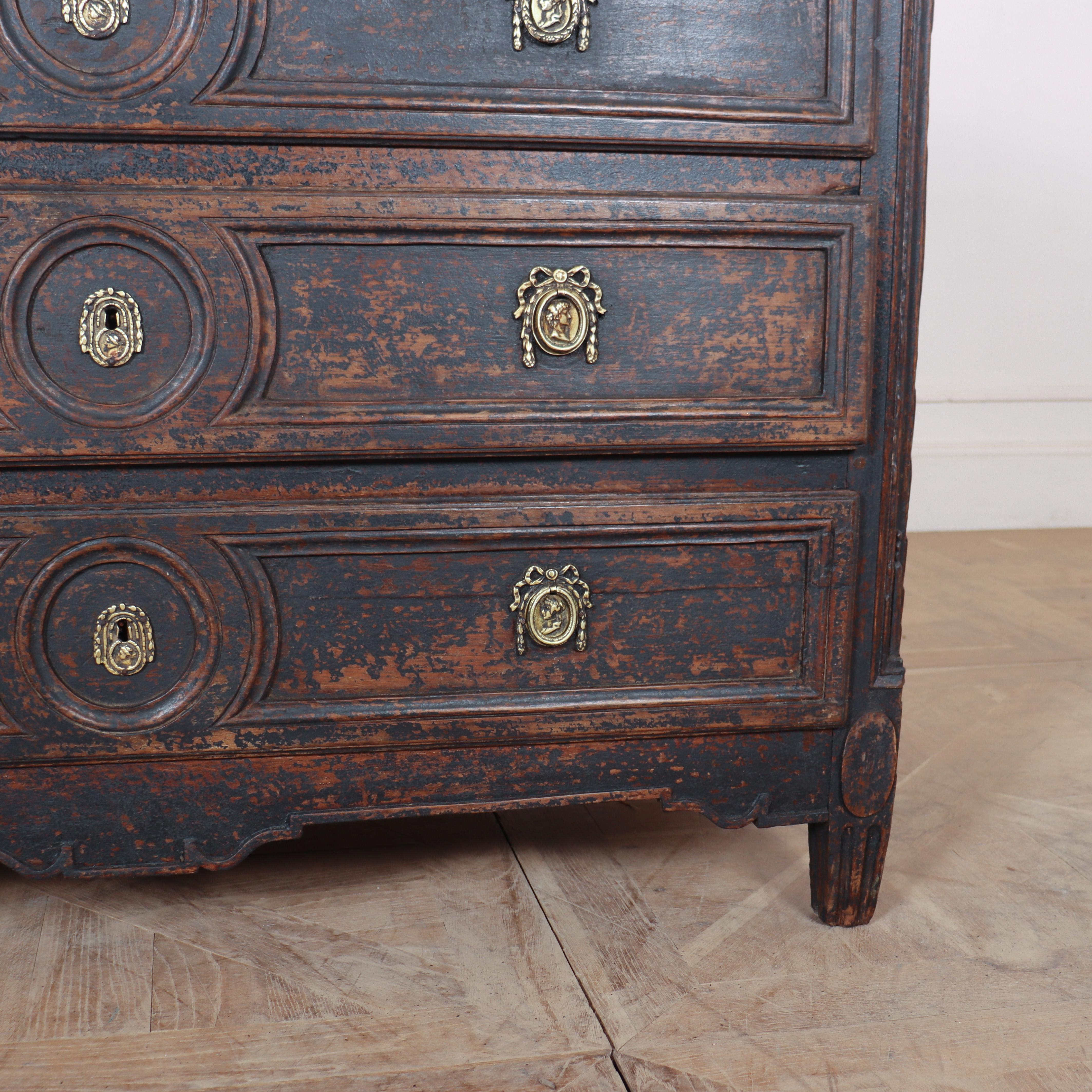 18th Century French Painted Commode In Good Condition For Sale In Leamington Spa, Warwickshire