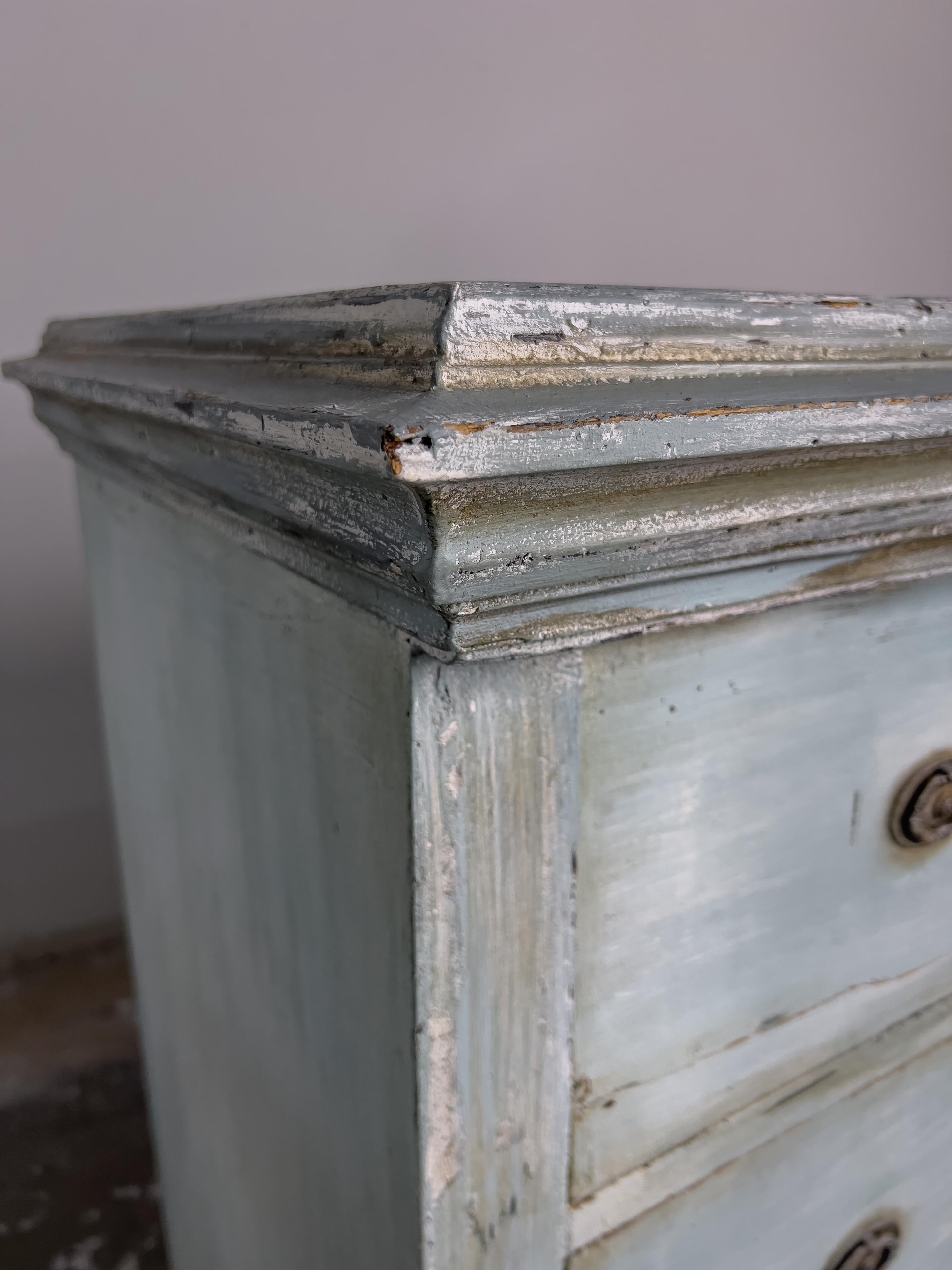 18th Century French Painted Commode In Good Condition For Sale In Houston, TX