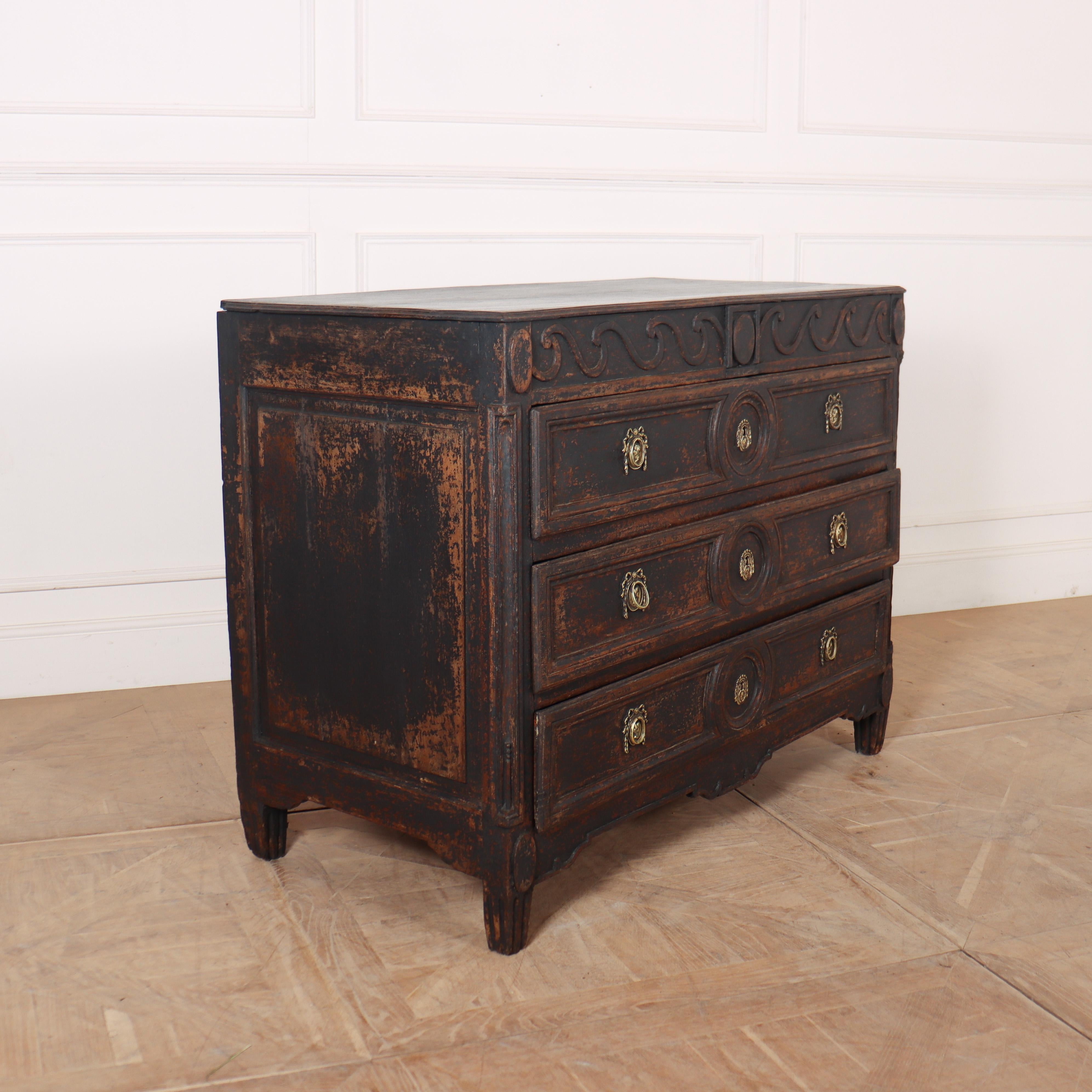 18th Century French Painted Commode For Sale 2