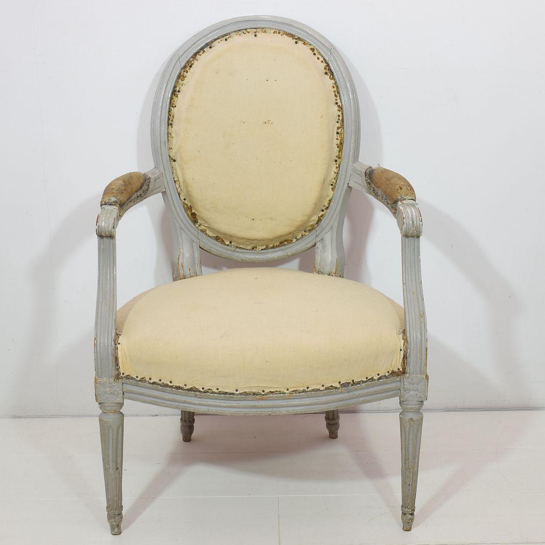 18th Century French Pair of Louis XVI Chairs In Fair Condition In Buisson, FR