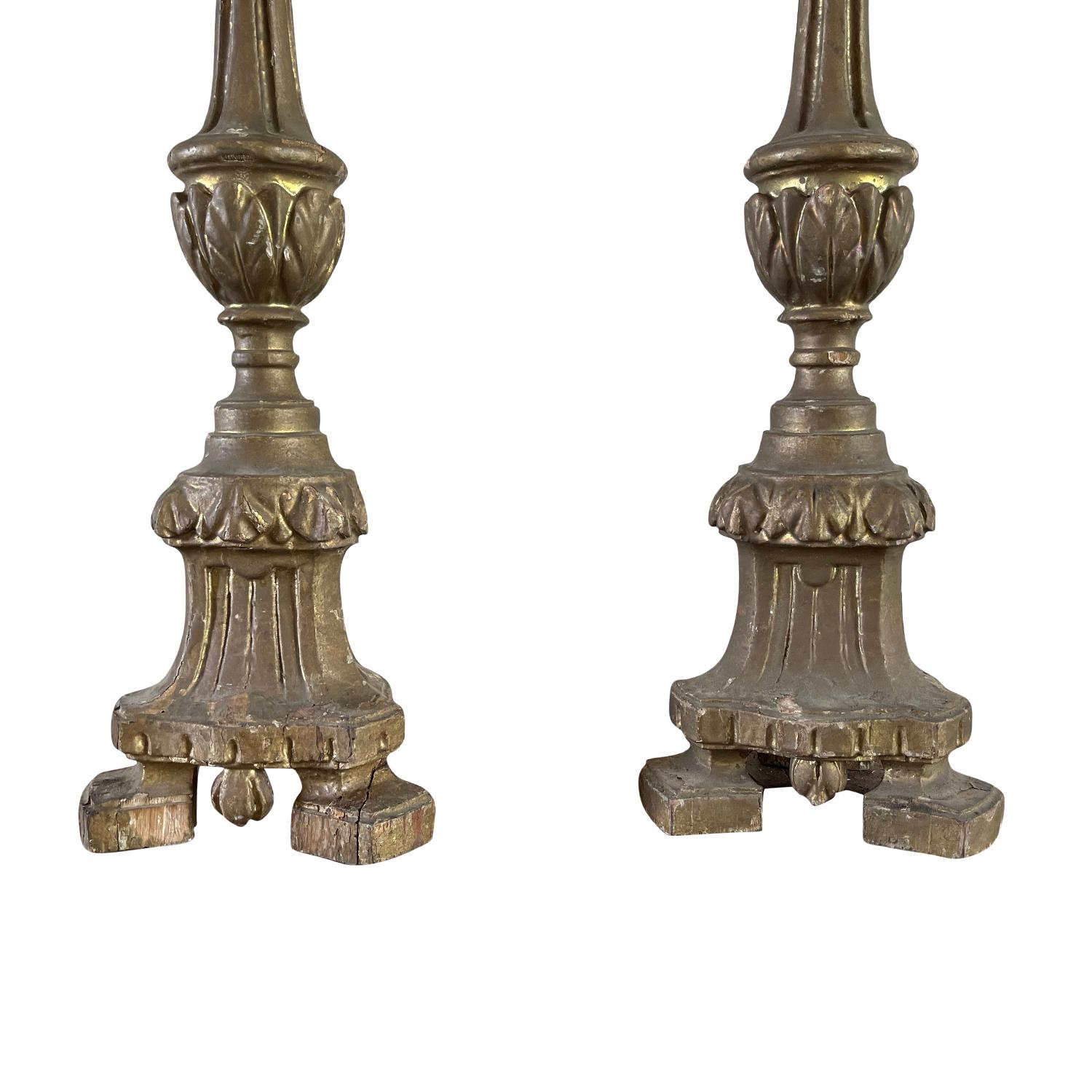 18th Century French Pair of Pinewood Candle Holders, Antique Sticks In Good Condition For Sale In West Palm Beach, FL