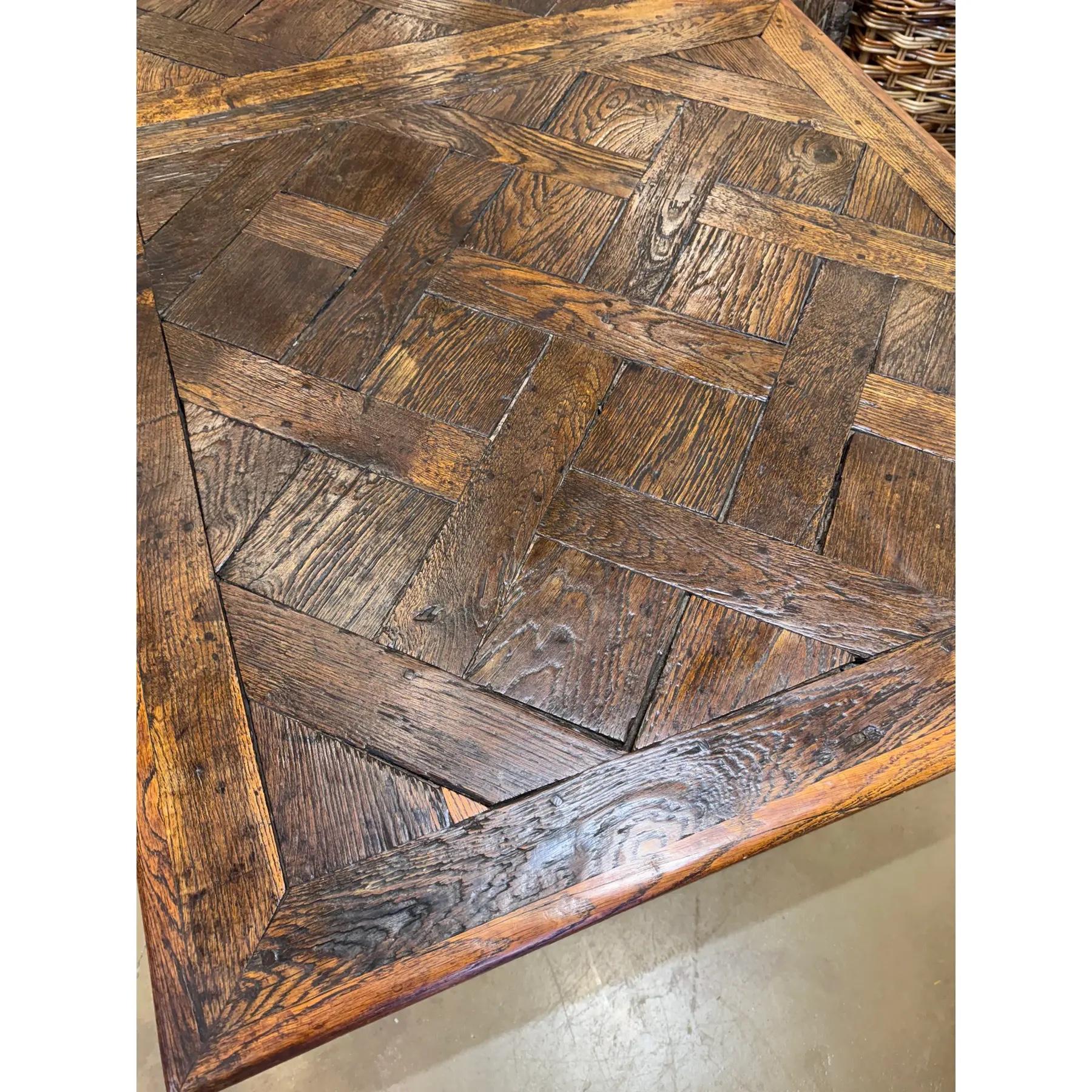 Französischer Tisch mit Parkettplatte und Untergestell aus dem 18. im Zustand „Gut“ im Angebot in Nashville, TN