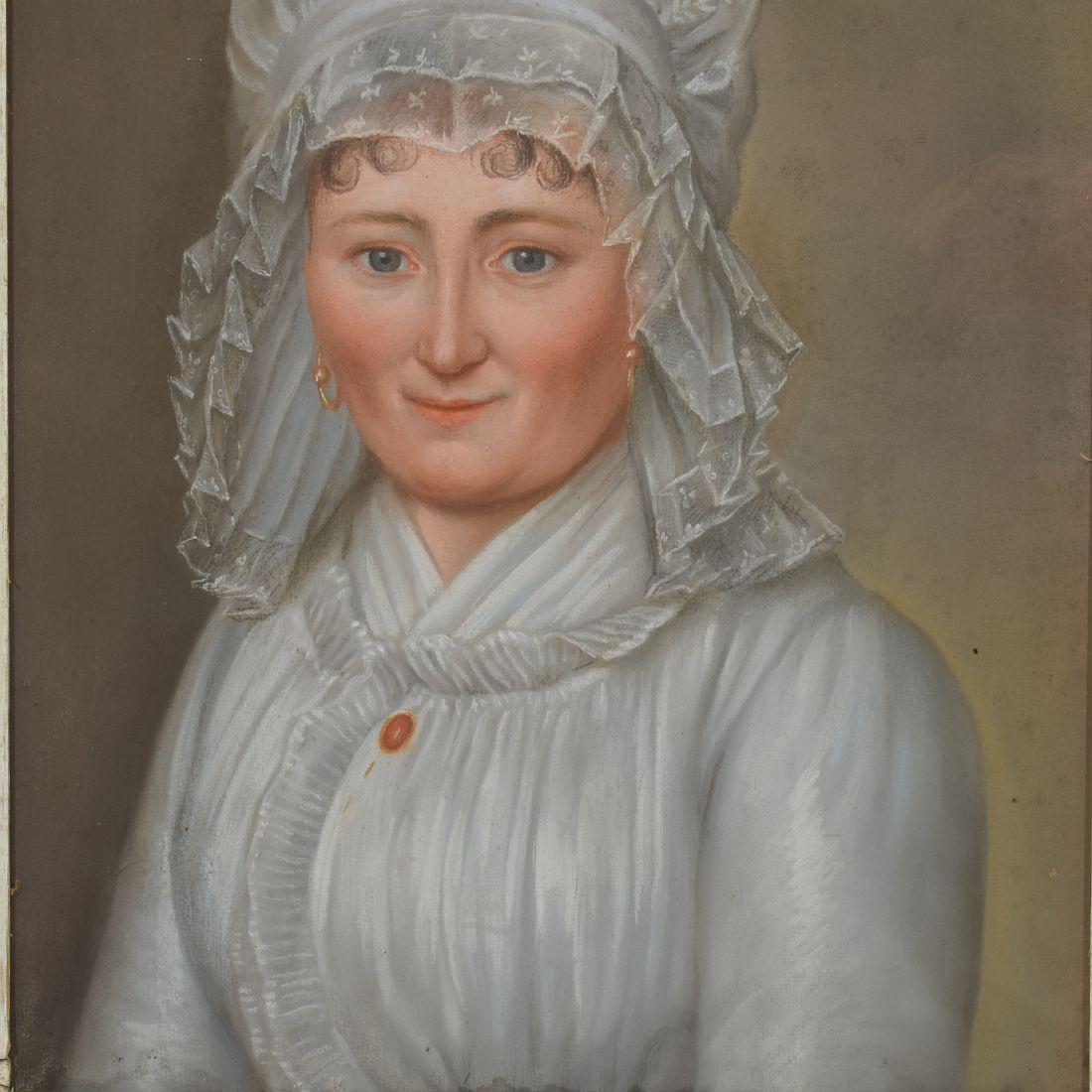 Français Portrait d'une jeune femme au pastel français du 18e siècle en vente