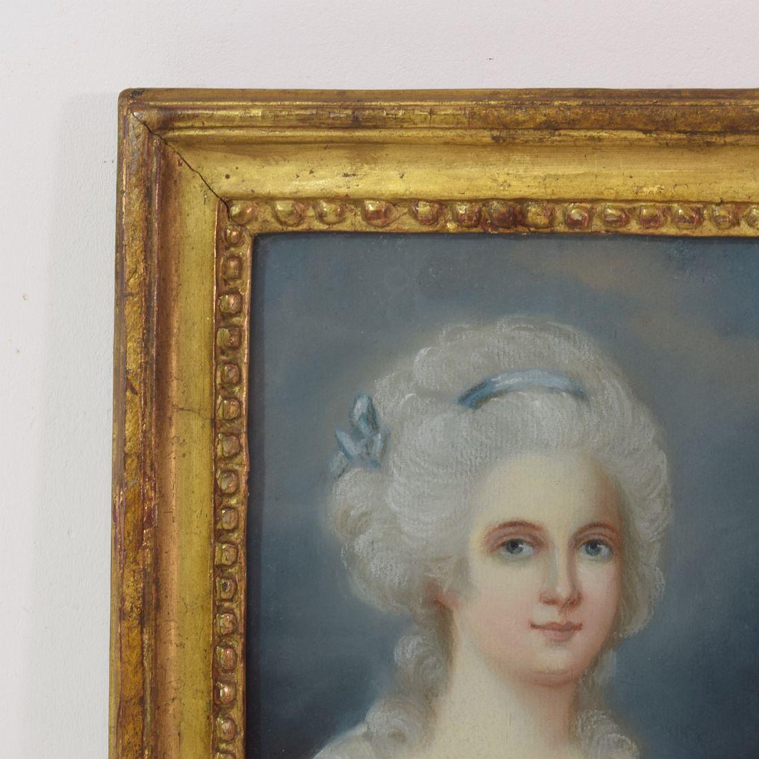 Provincial français Portrait d'une jeune femme au pastel du 18ème siècle