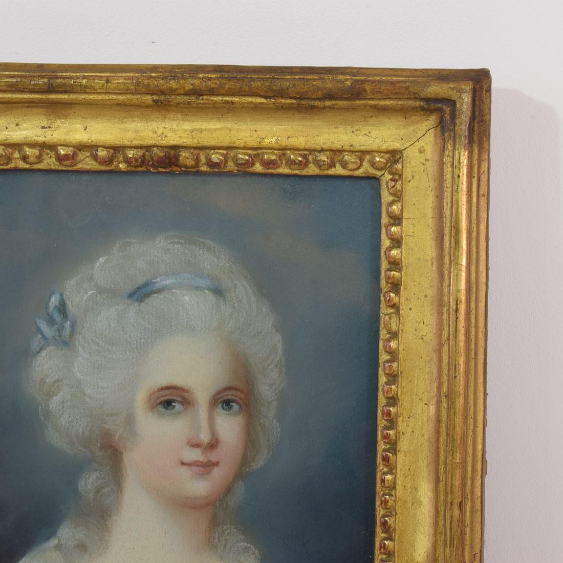 Français Portrait d'une jeune femme au pastel du 18ème siècle