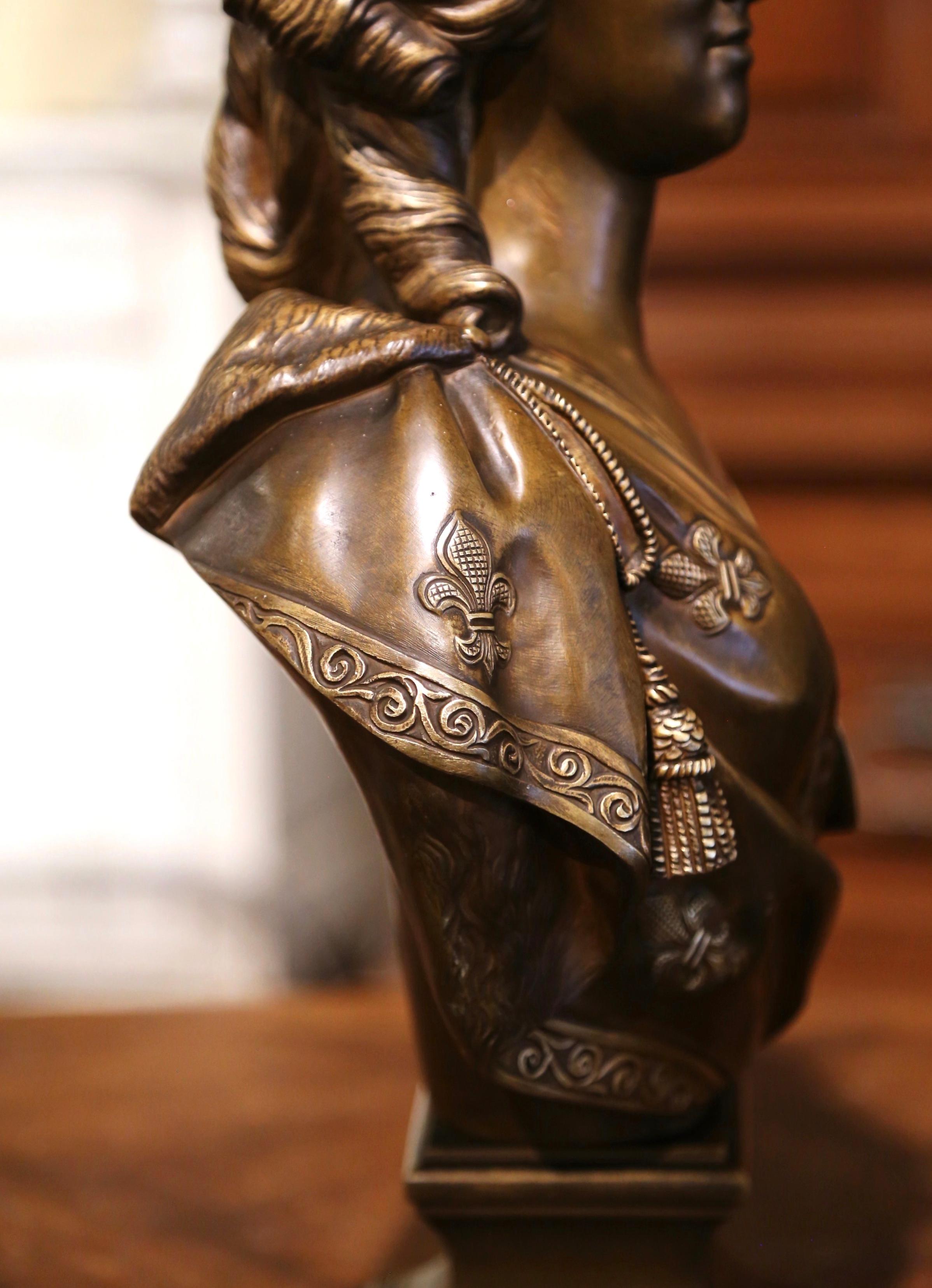 Buste de Marie-Antoinette en bronze patiné du 18ème siècle signé F. Lecomte Excellent état - En vente à Dallas, TX
