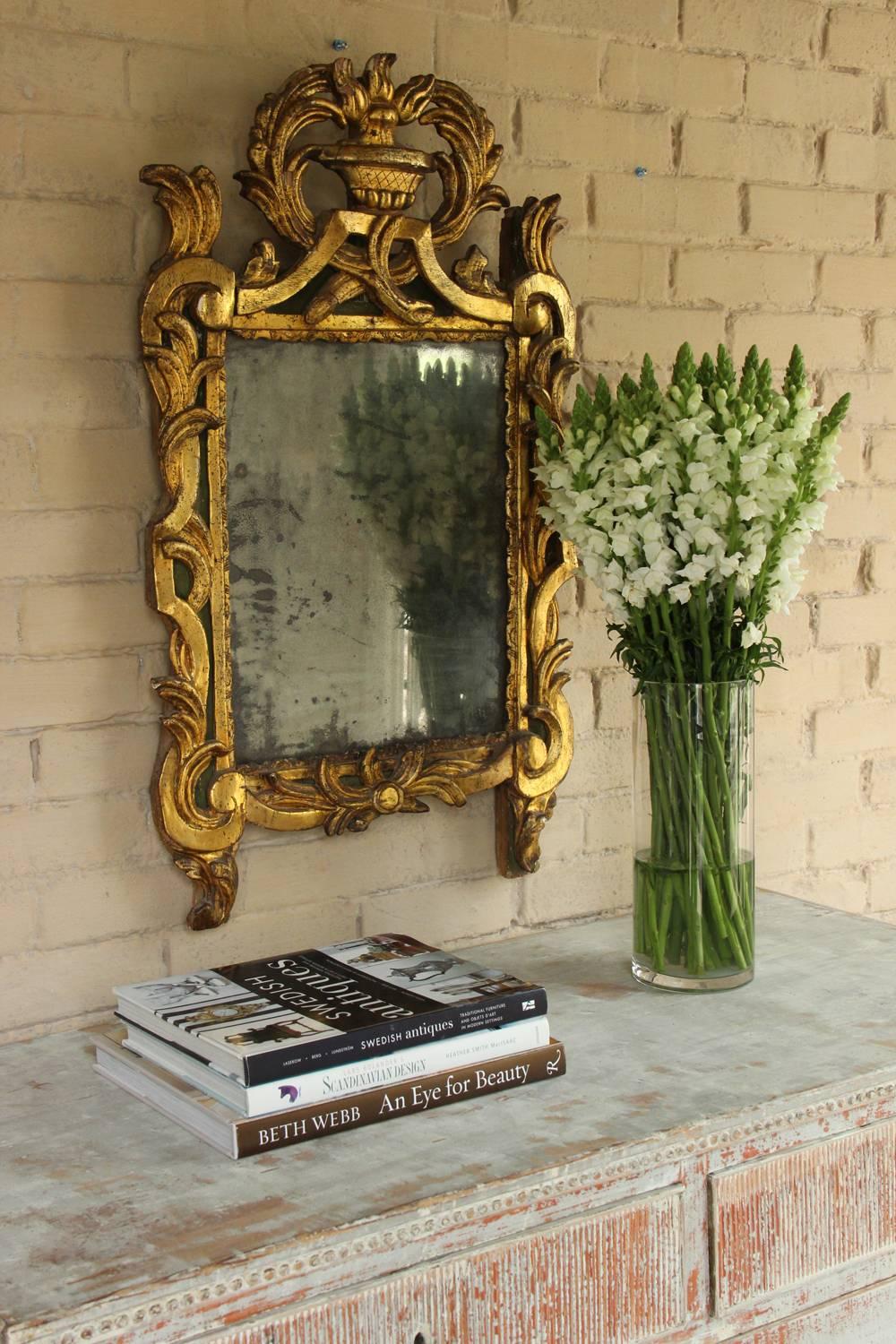 18th Century French Period Louis XVI Giltwood Mirror with Original Mirror Plate 3