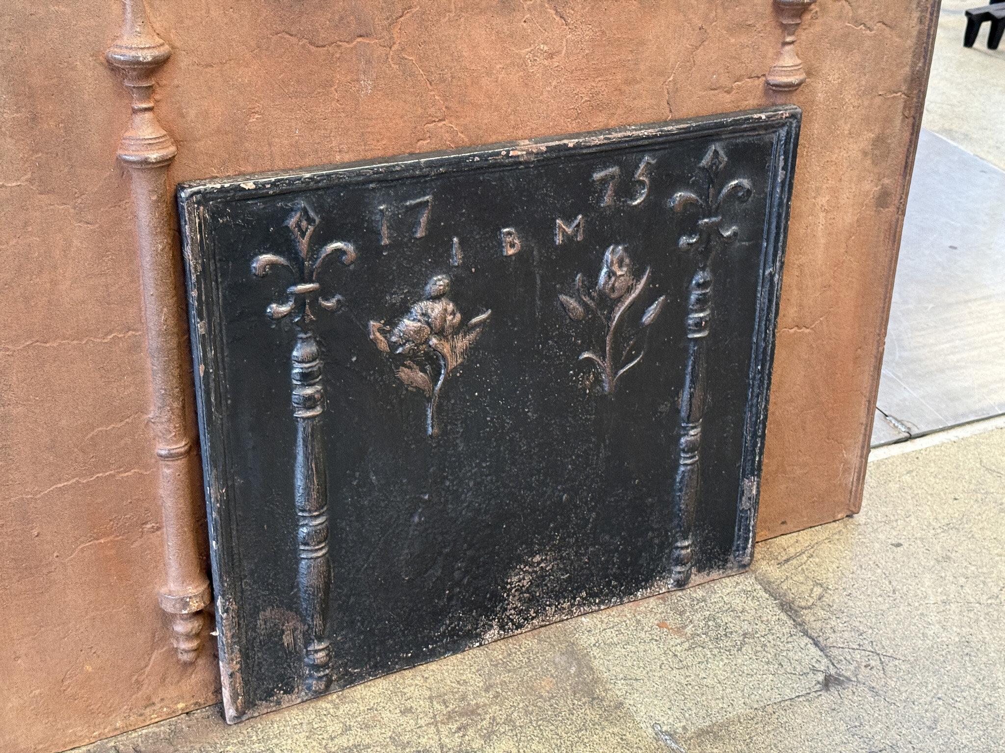 Cast 18th Century French 'Pillars with Decoration' Fireback / Backsplash For Sale